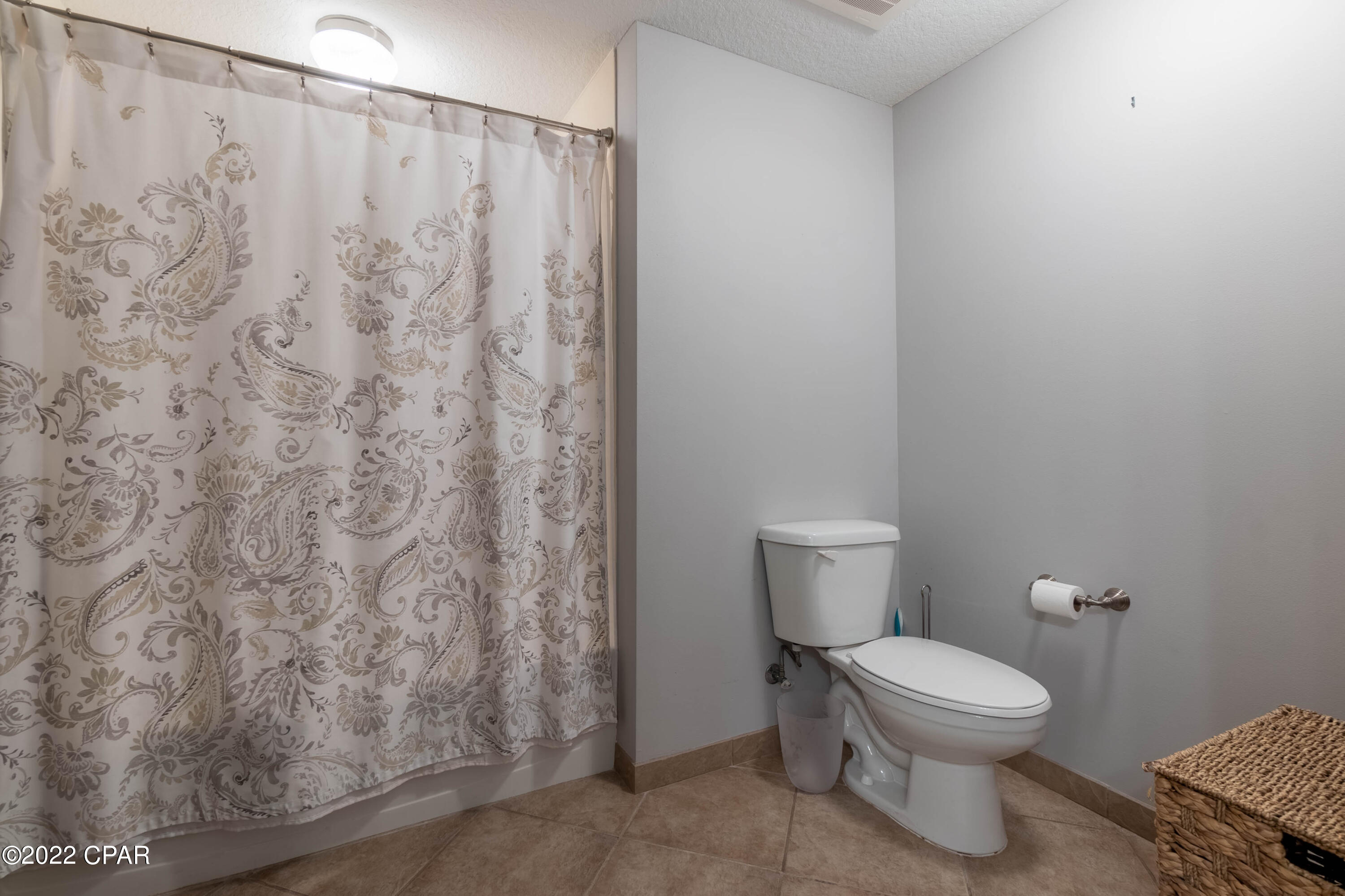 Magnolia Bay Club - Residential