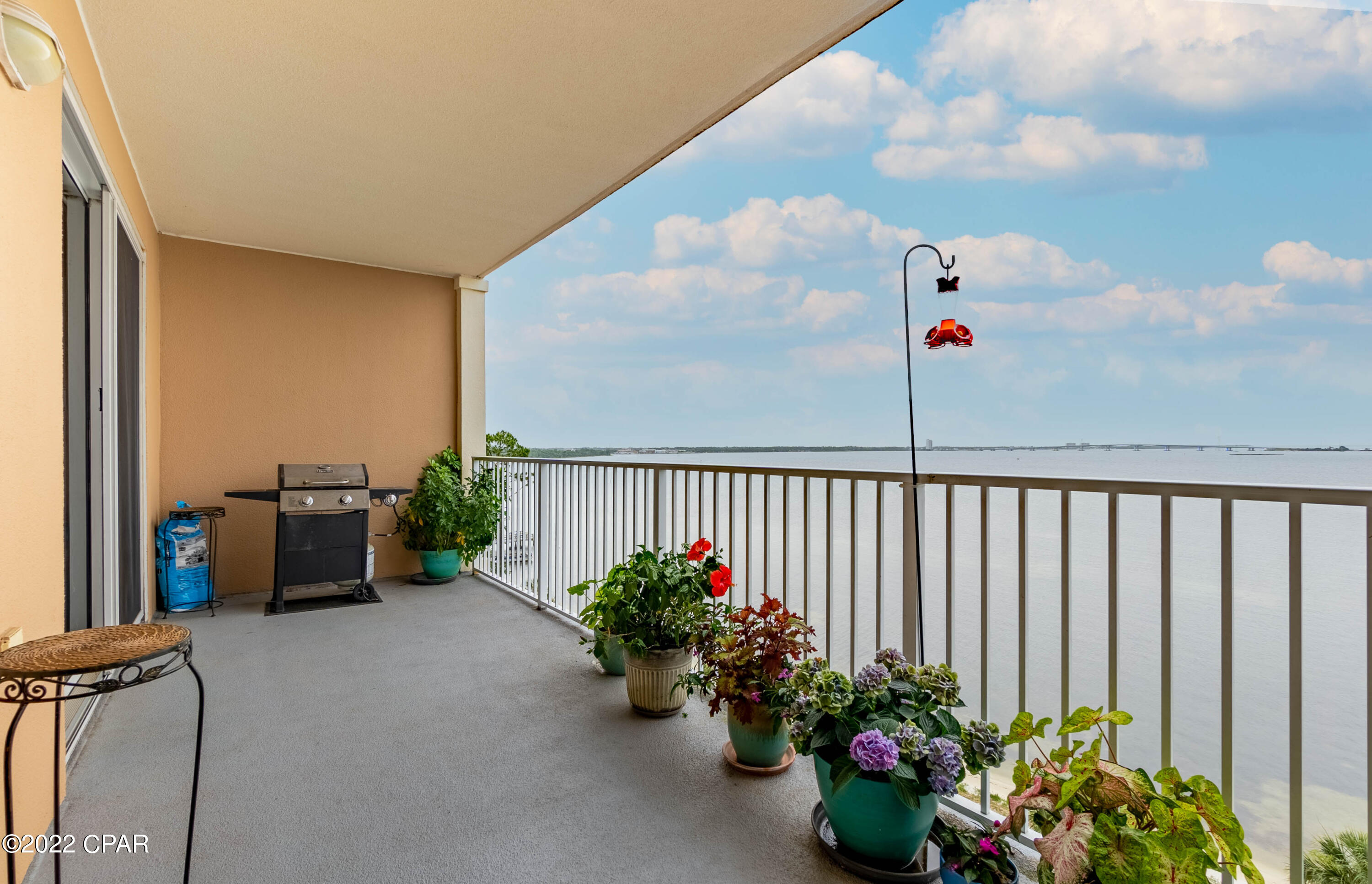 Magnolia Bay Club - Residential