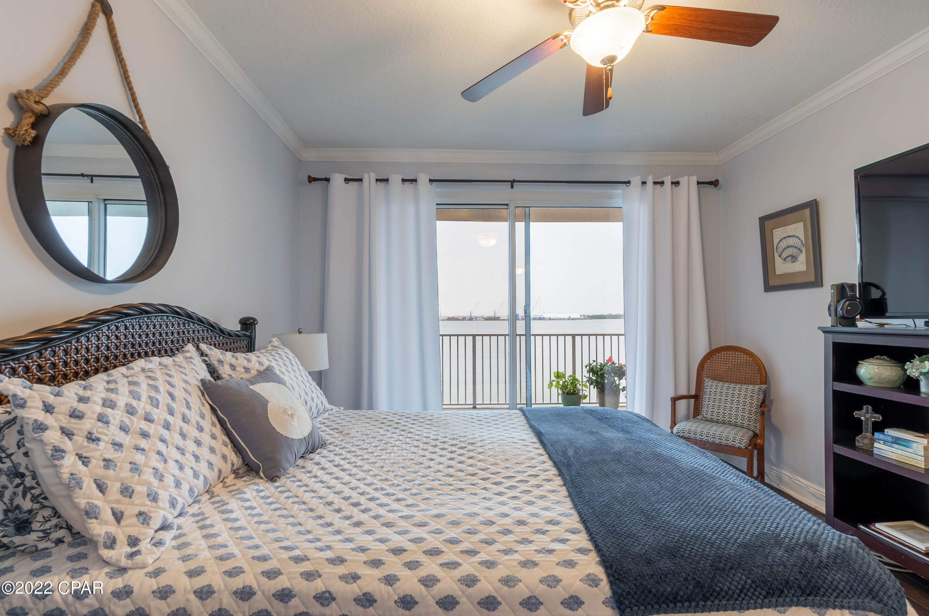 Magnolia Bay Club - Residential