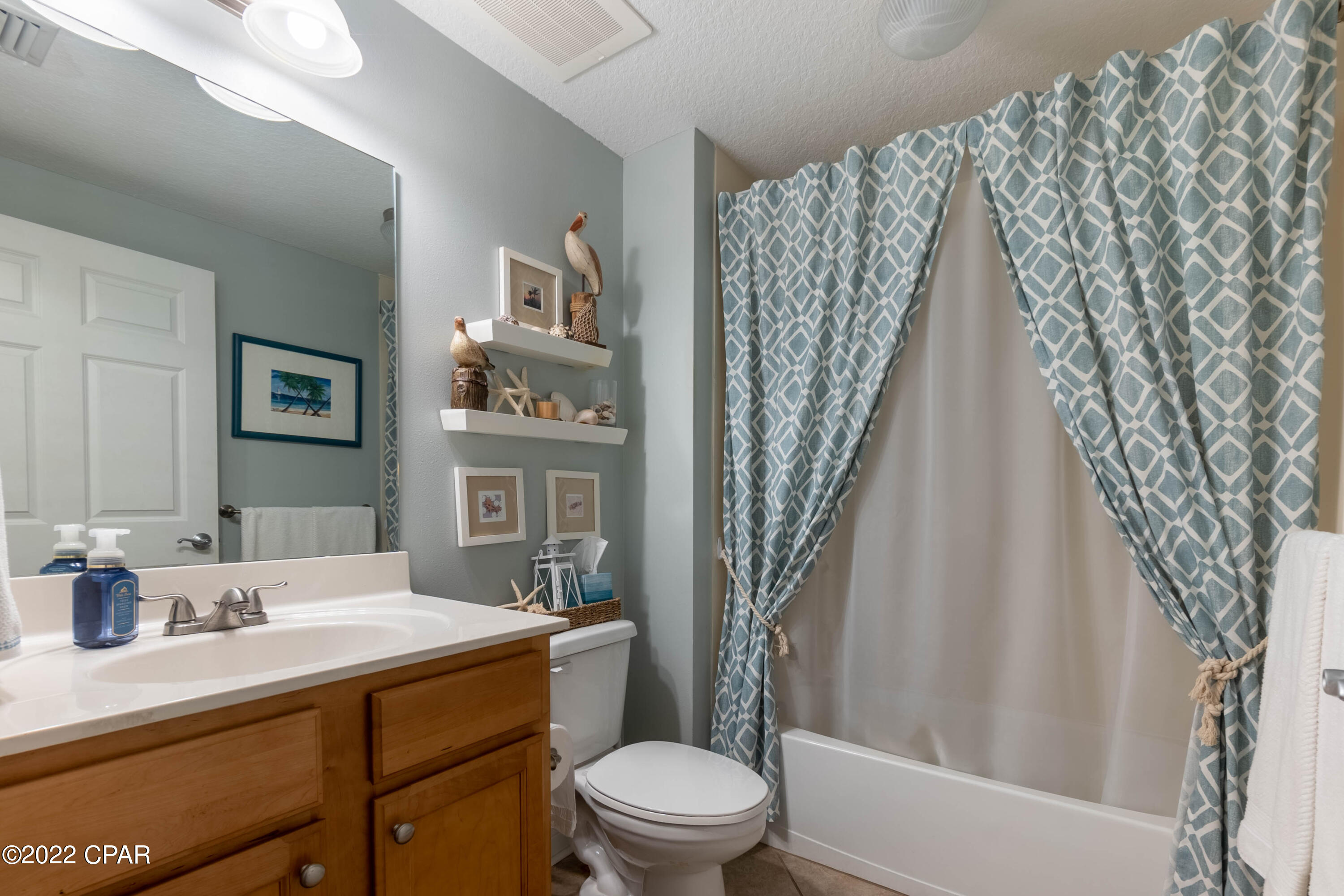 Magnolia Bay Club - Residential