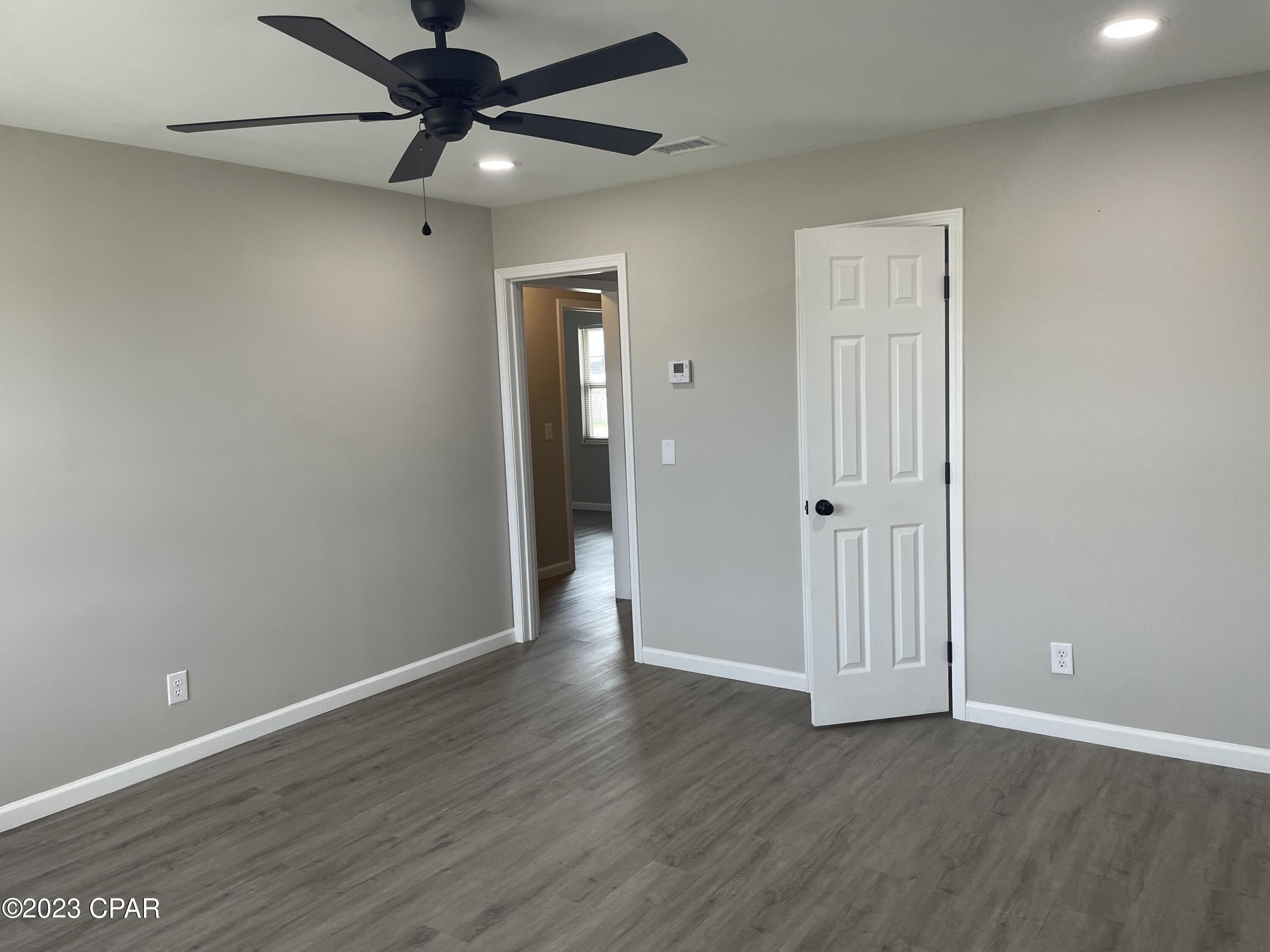 [No Recorded Subdiv] - Residential Lease