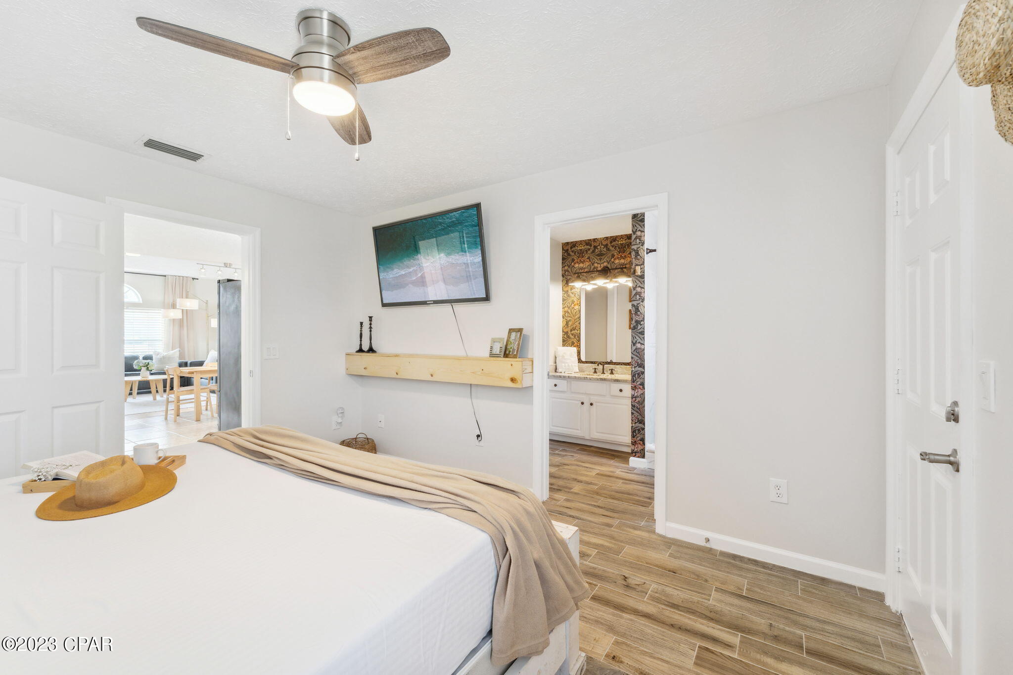 Palm Cove - Residential Lease