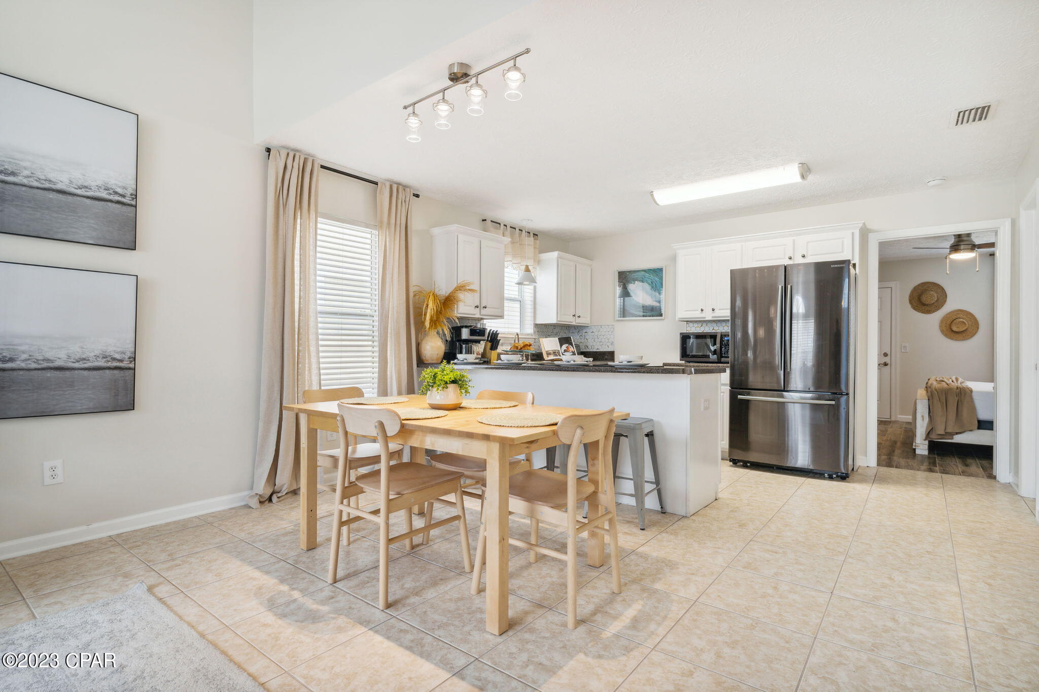 Palm Cove - Residential Lease