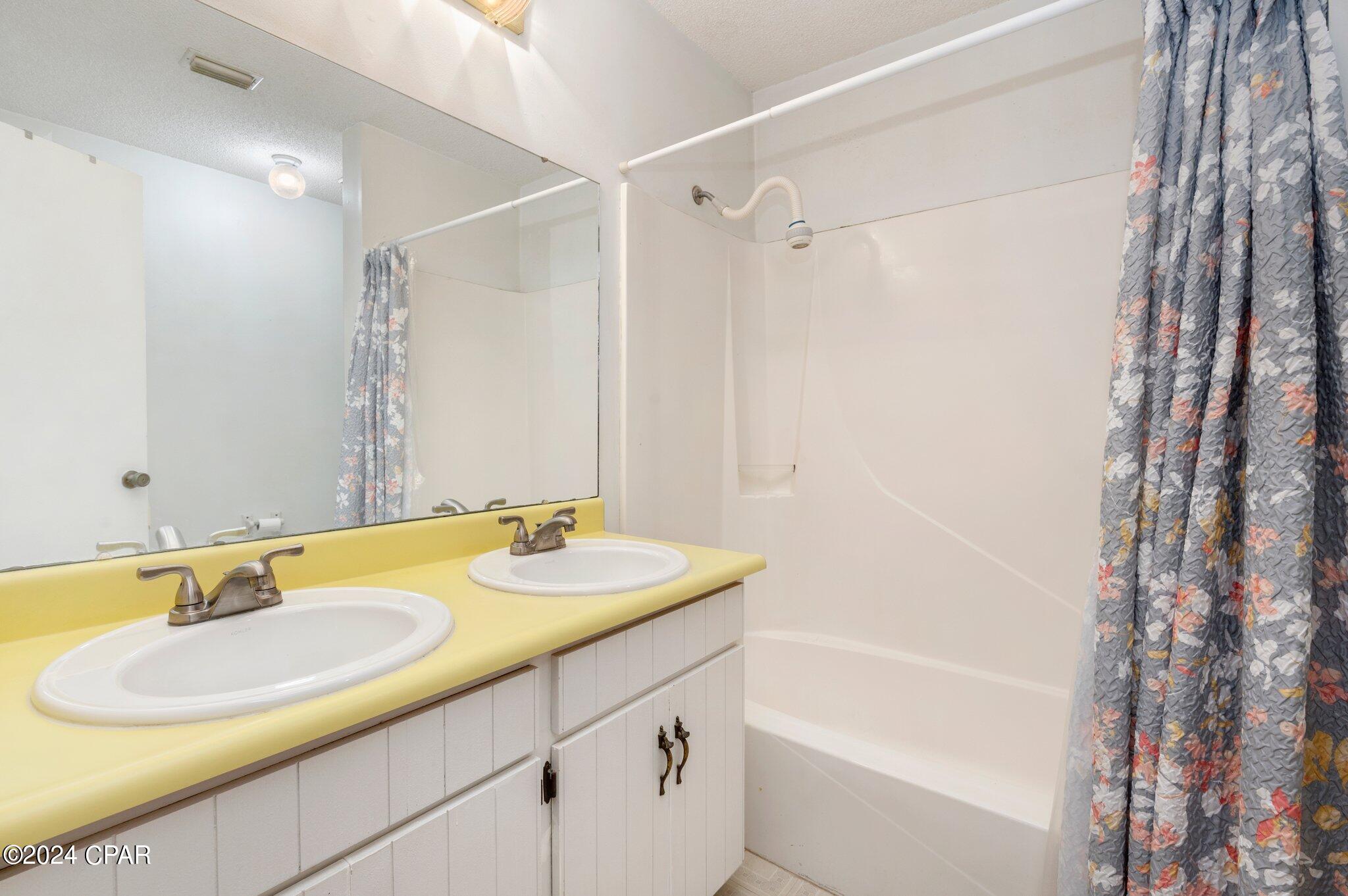 Laguna Beach Estates - Residential