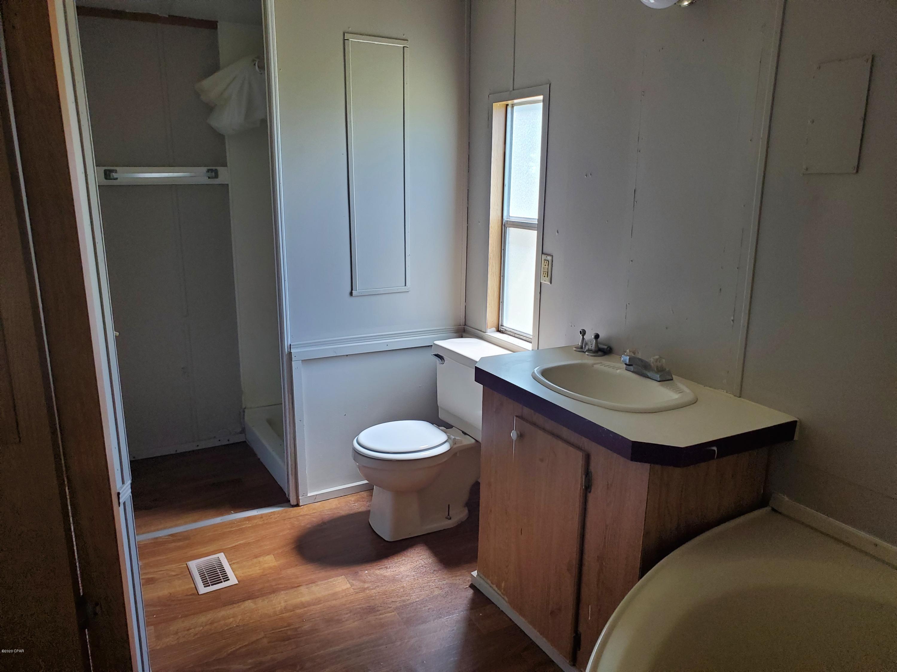 [No Recorded Subdiv] - Residential Lease