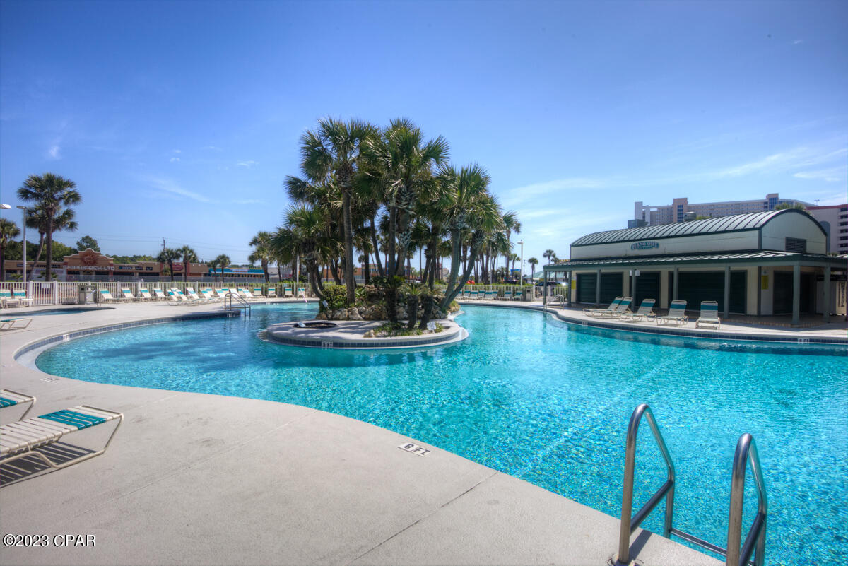 Long Beach Towers IV - Residential