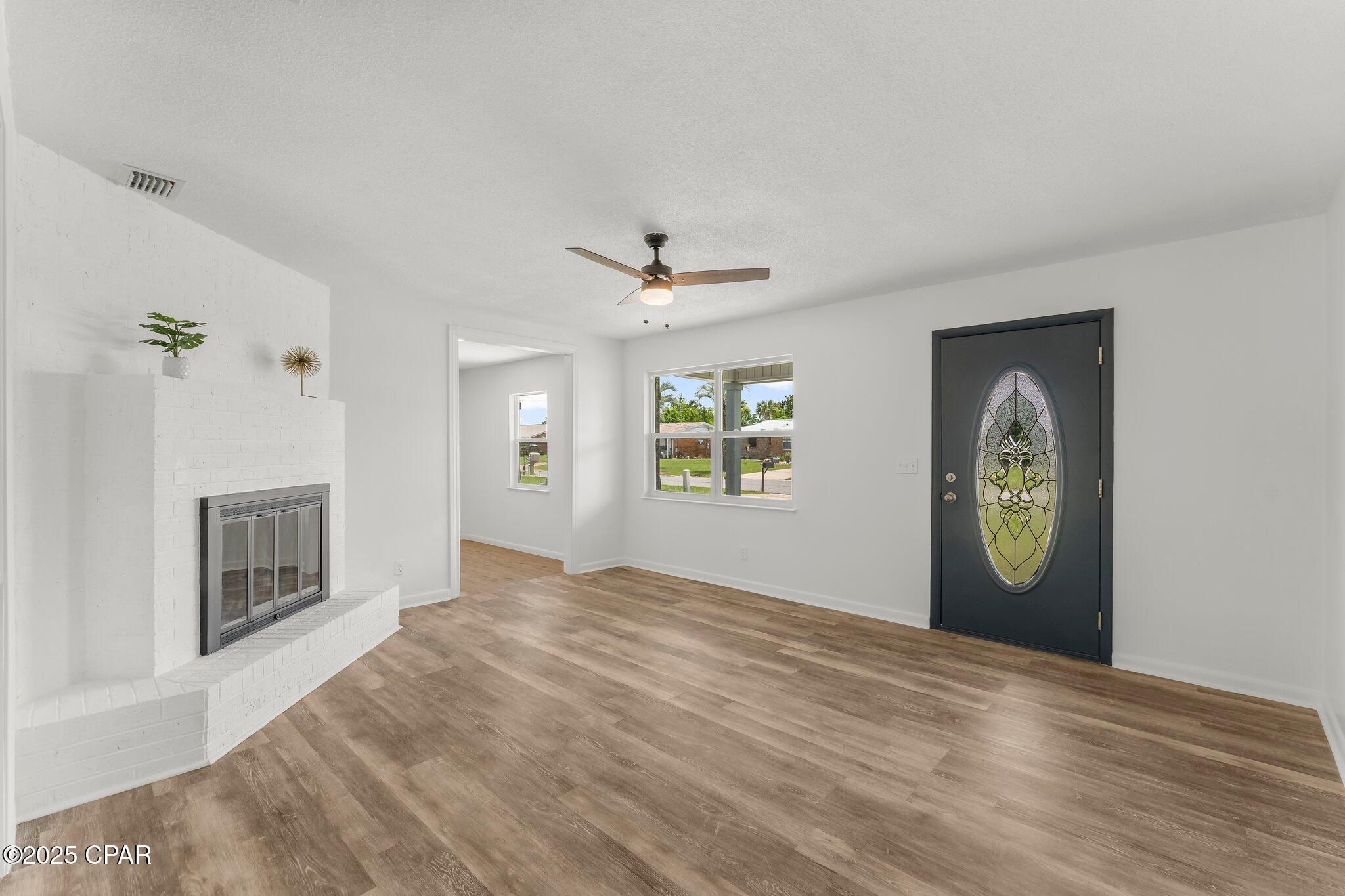 Greenbriar Estates 1 - Residential