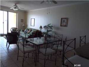 Twin Palms Resort - Residential