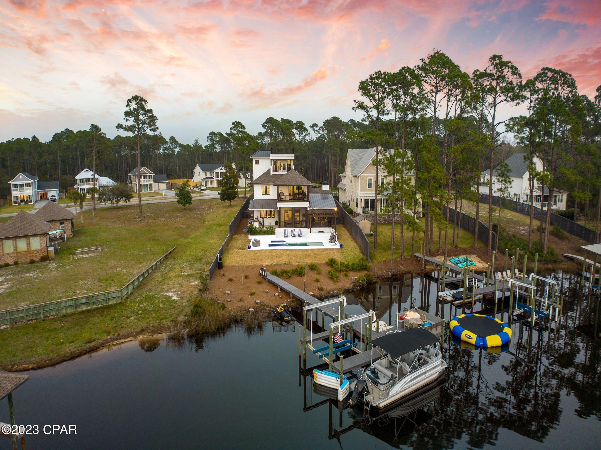 [No Recorded Subdiv] - Residential