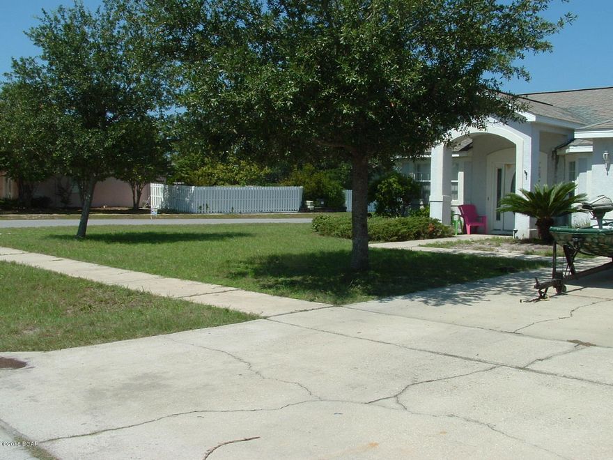 3 bedroom, 2 bathroom located in the Summerwood subdivision. New hardwood flooring in the living area and dining room. New granite counter tops in kitchen with stainless steel appliances. Carpet flooring in bedrooms. New vinyl fence with new sodded yards. 2 car garage attached to home. Lawn care included in rental amount.