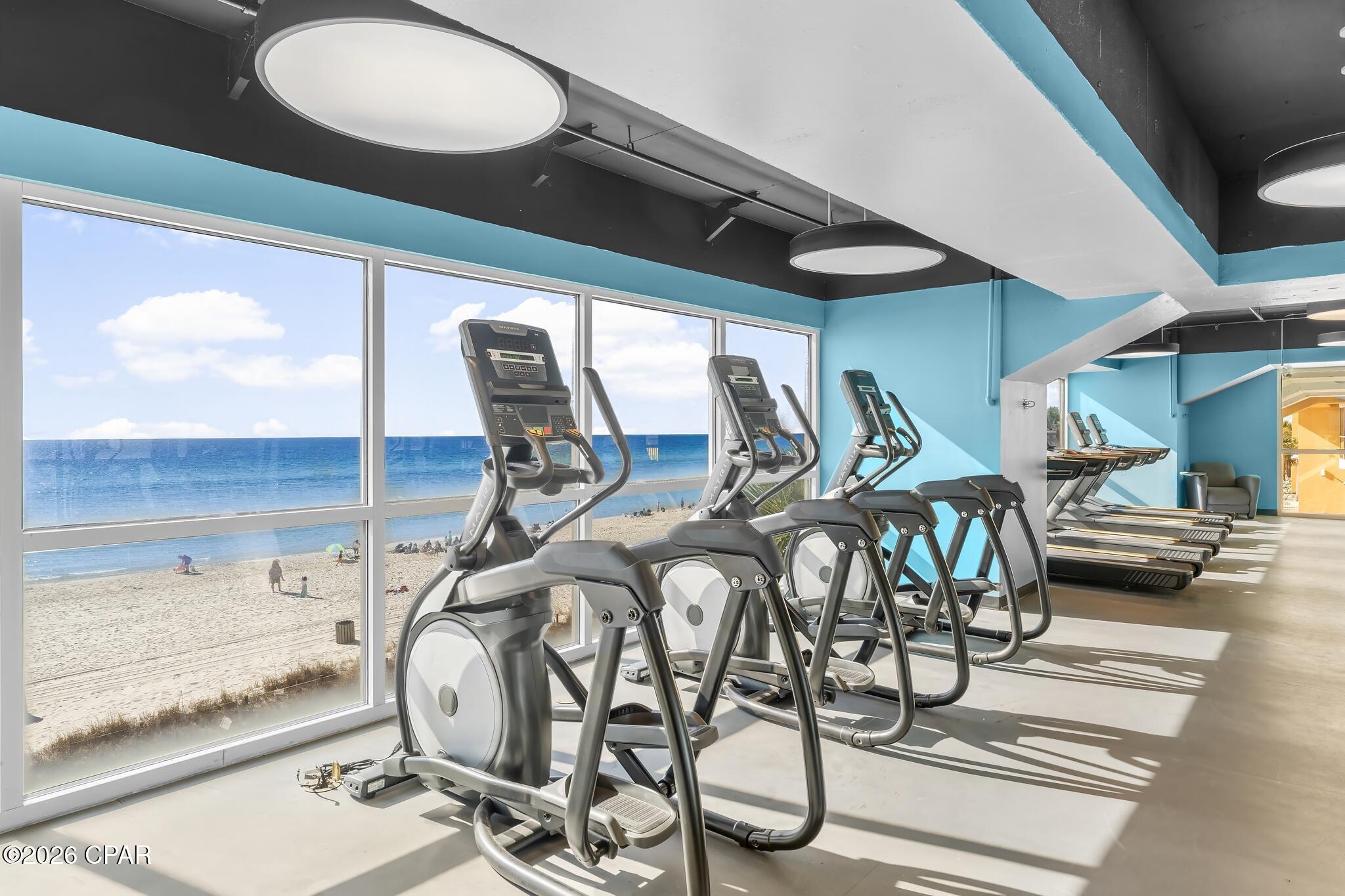 Splash Condo - Residential