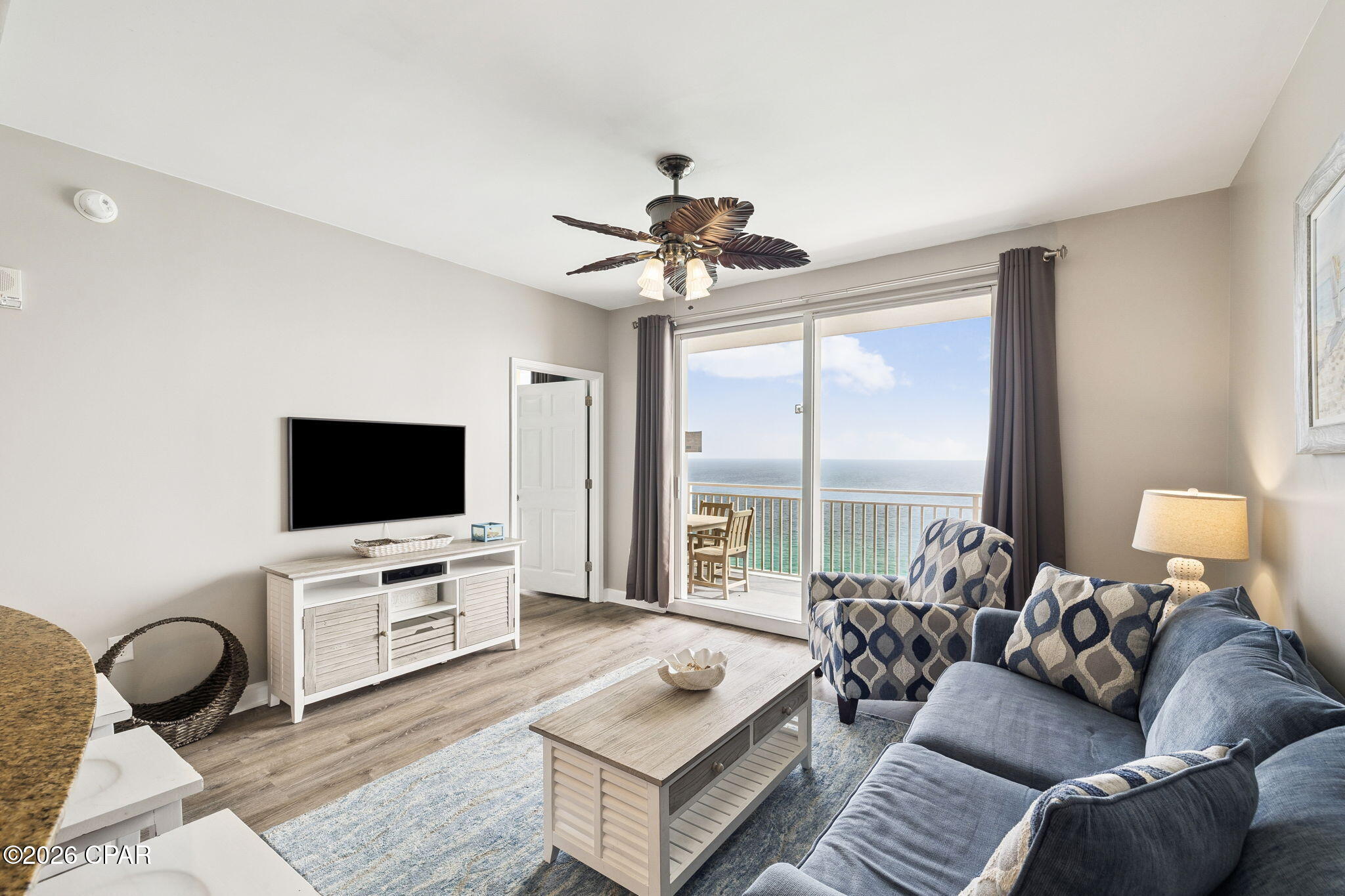 Splash Condo - Residential
