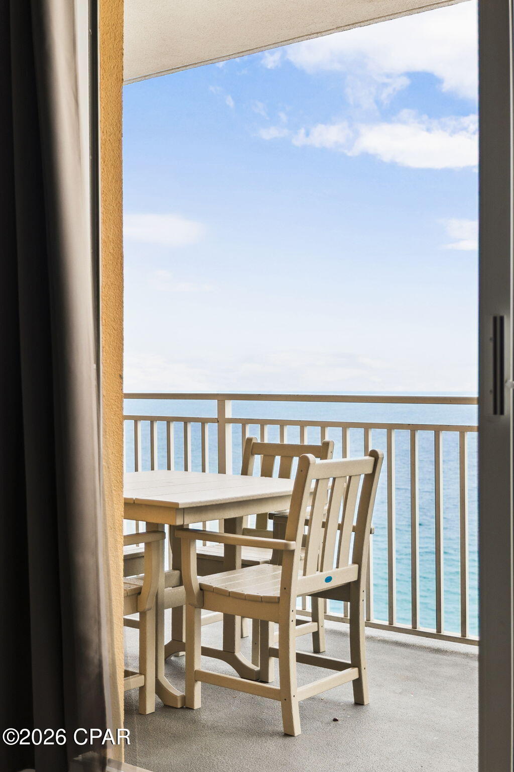 Splash Condo - Residential