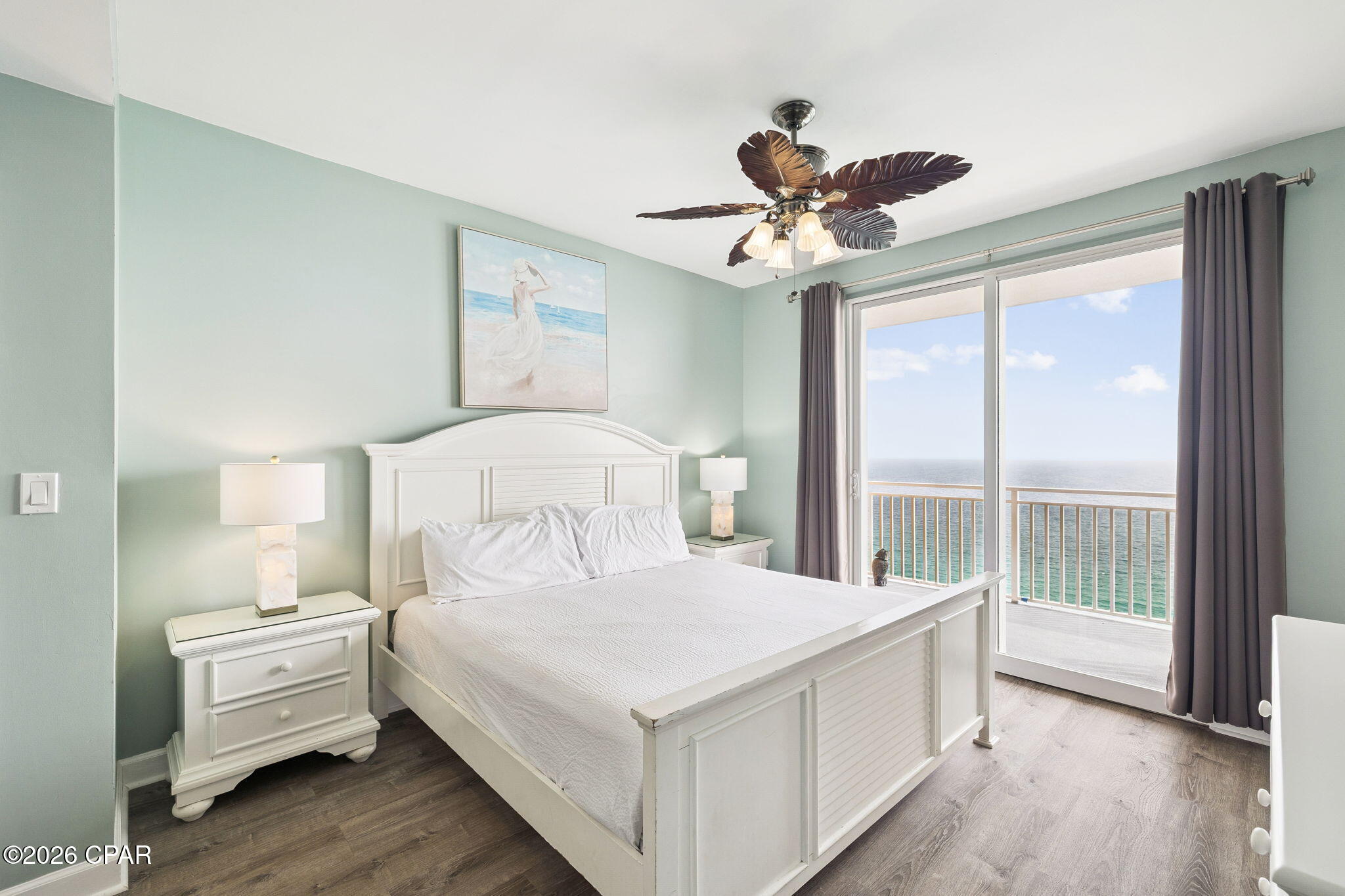 Splash Condo - Residential