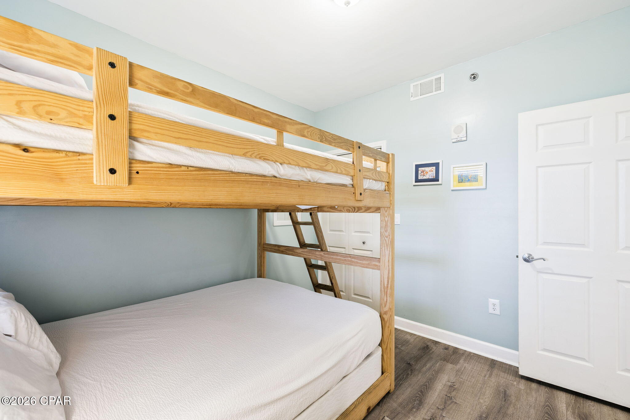 Splash Condo - Residential