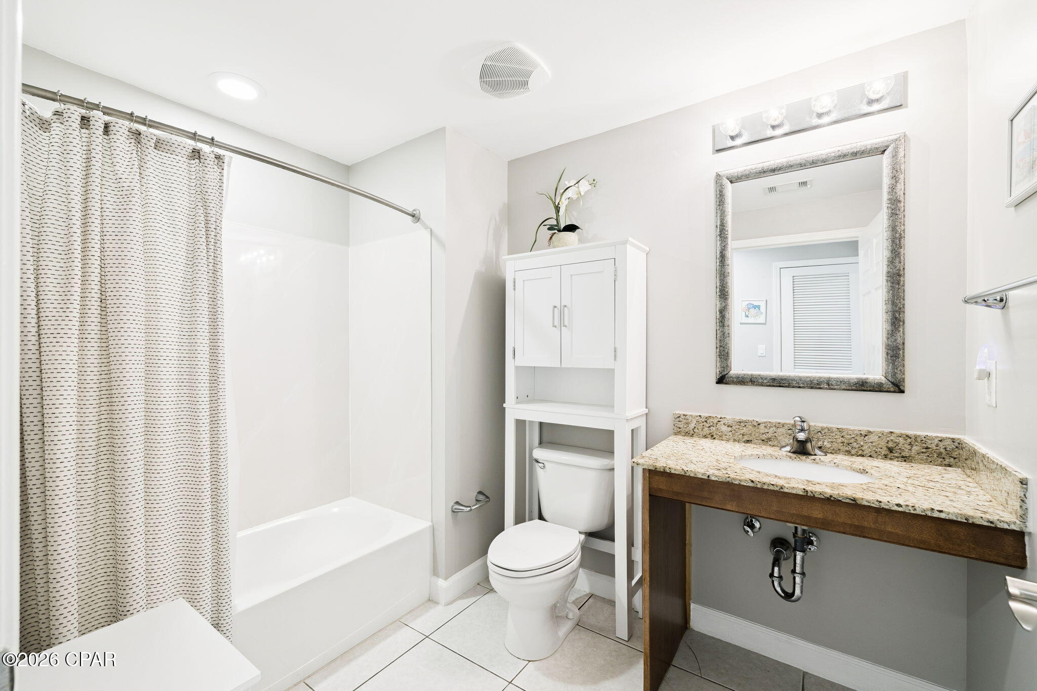 Splash Condo - Residential