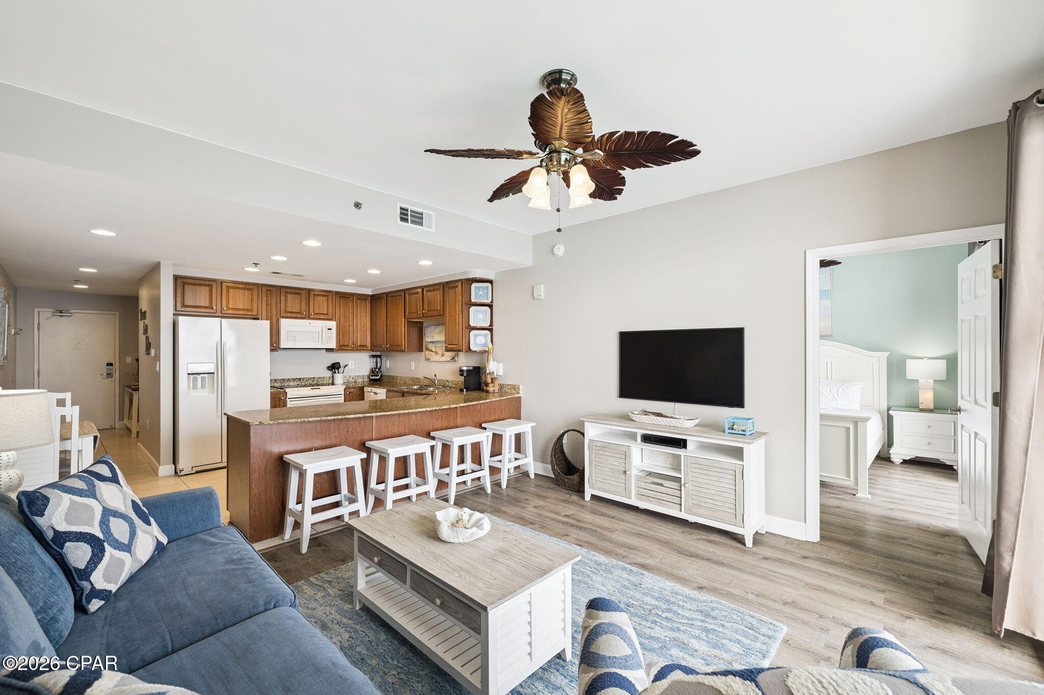 Splash Condo - Residential