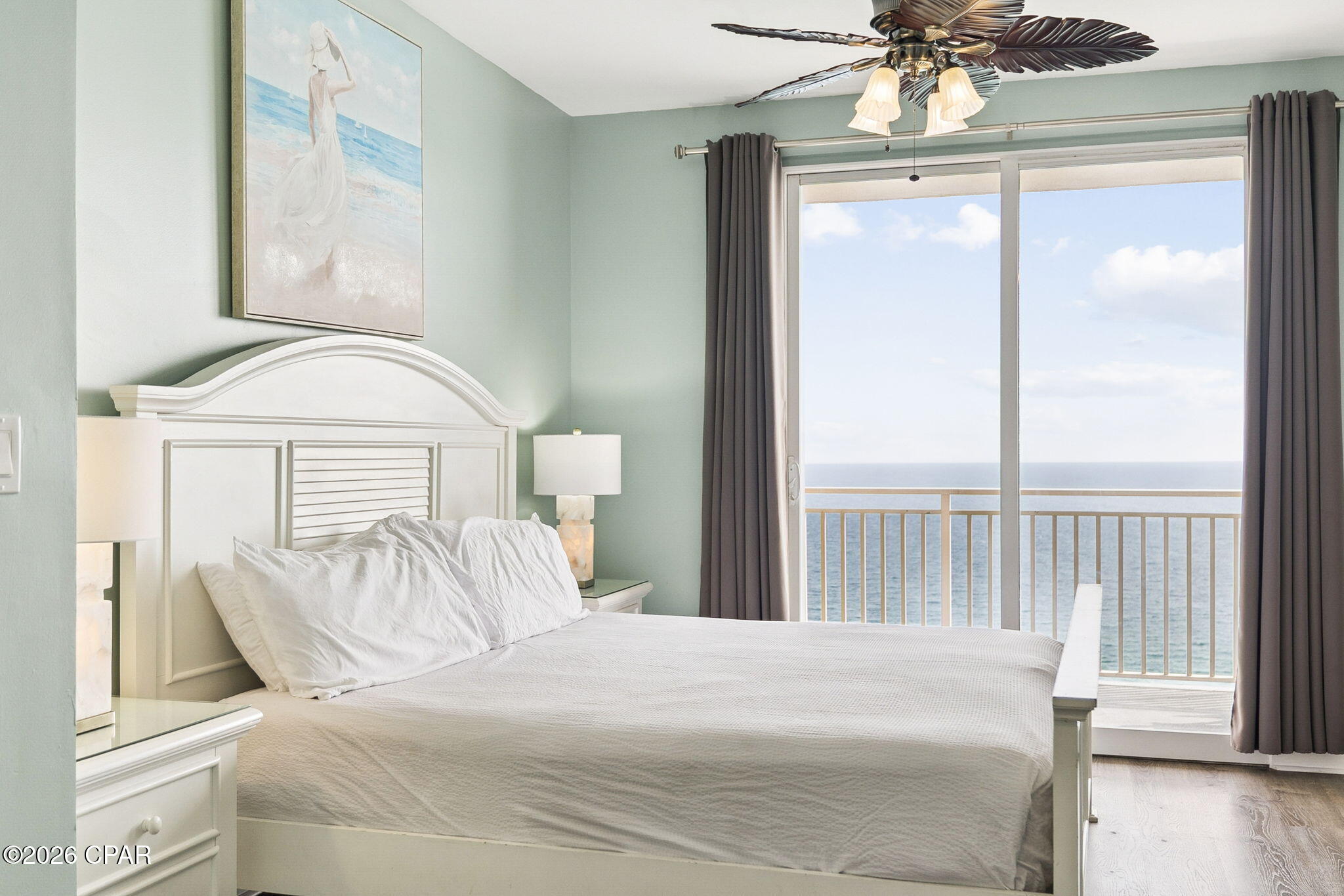 Splash Condo - Residential