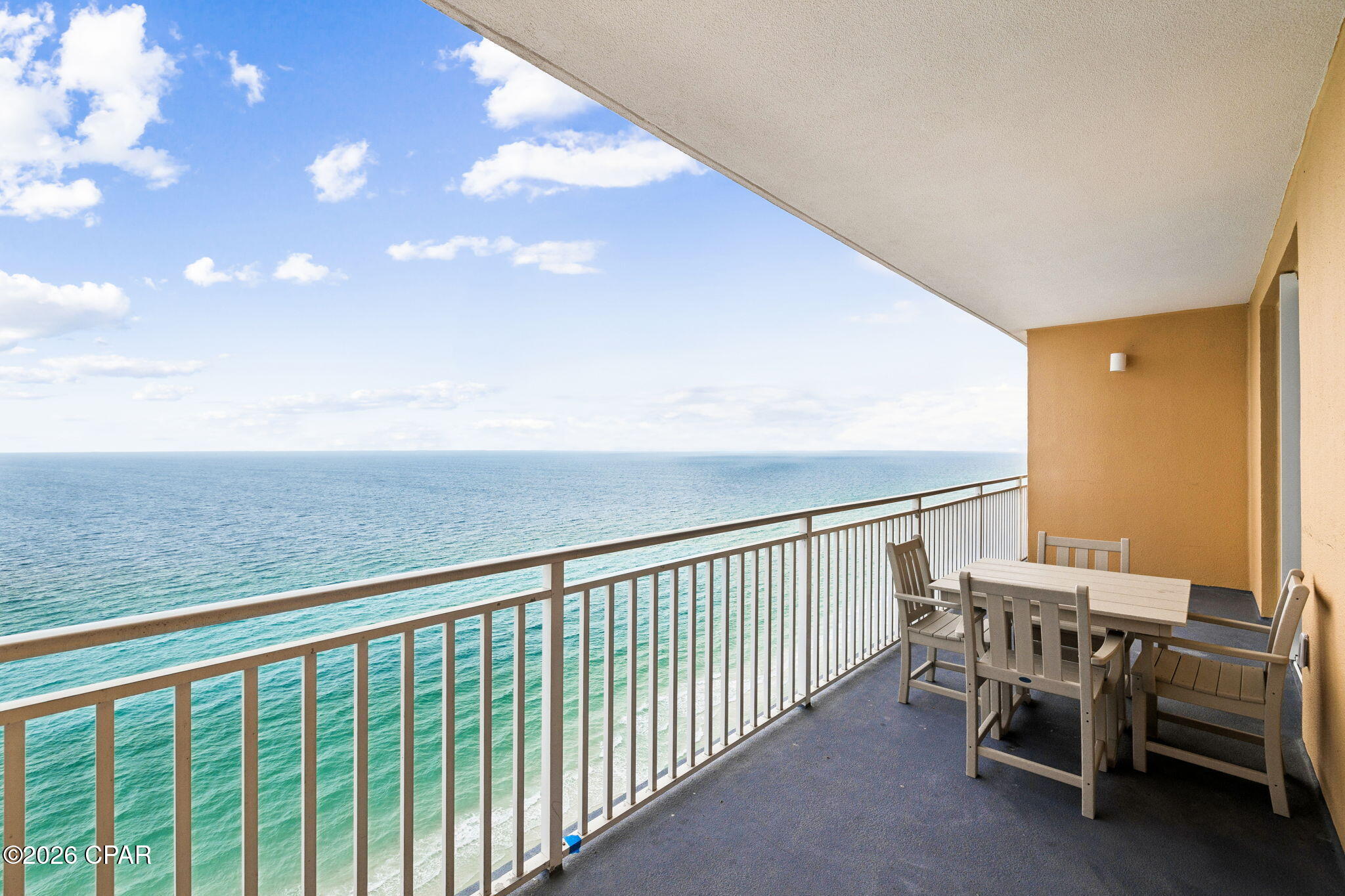 Splash Condo - Residential