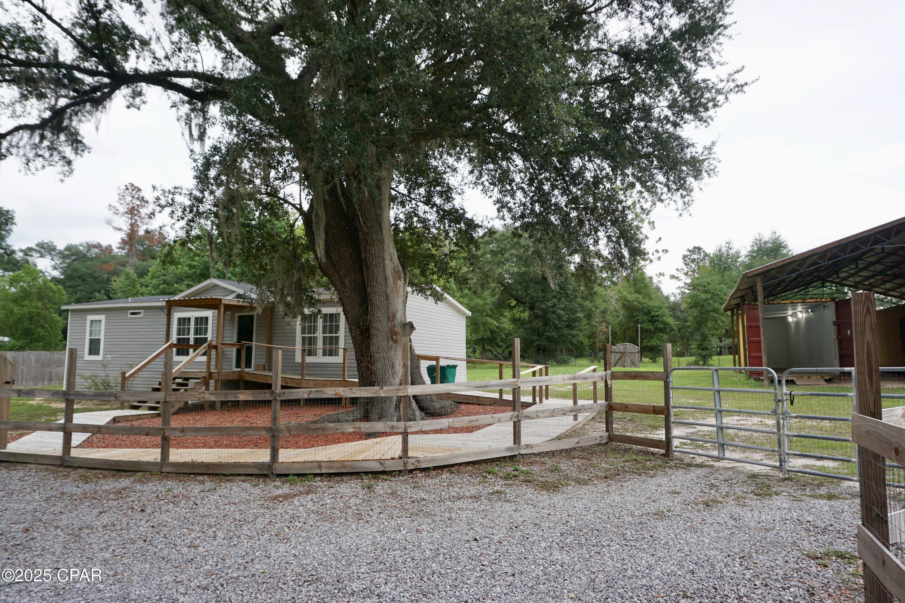 [No Recorded Subdiv] - Residential