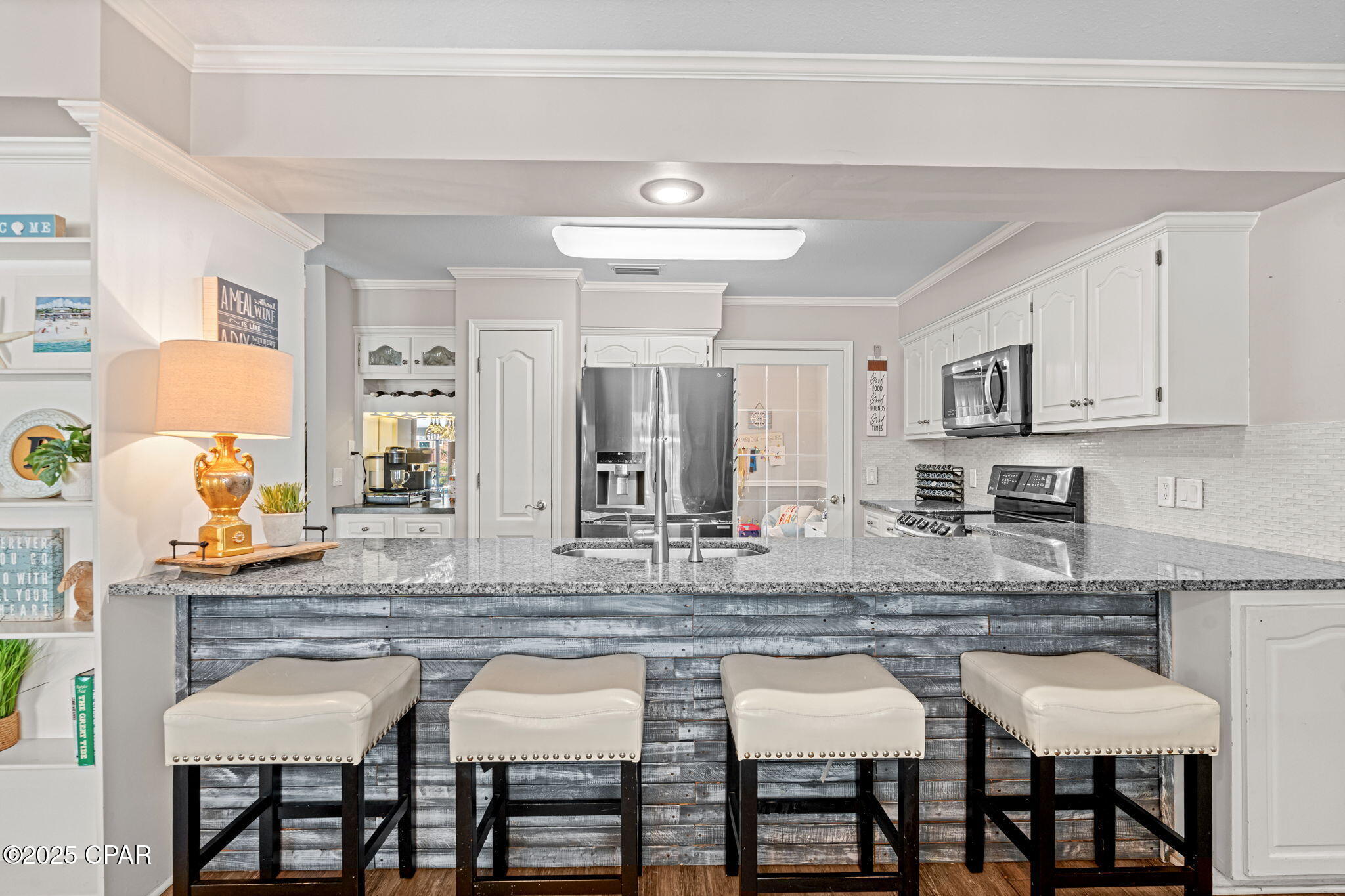 Baywood Shores Estates - Residential