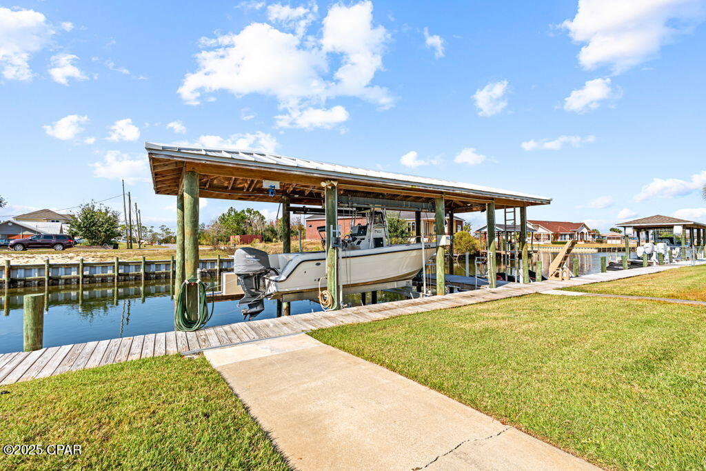 Baywood Shores Estates - Residential