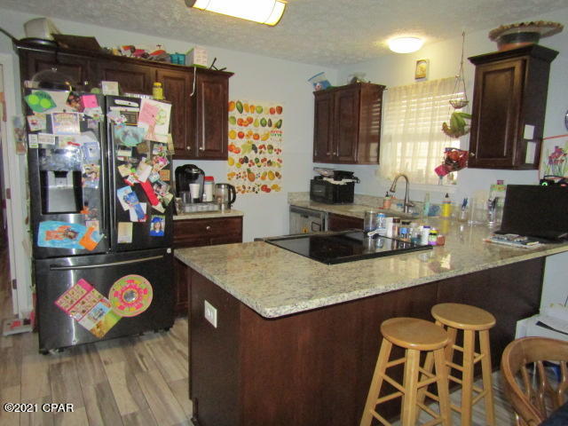 Palm Cove - Residential Lease