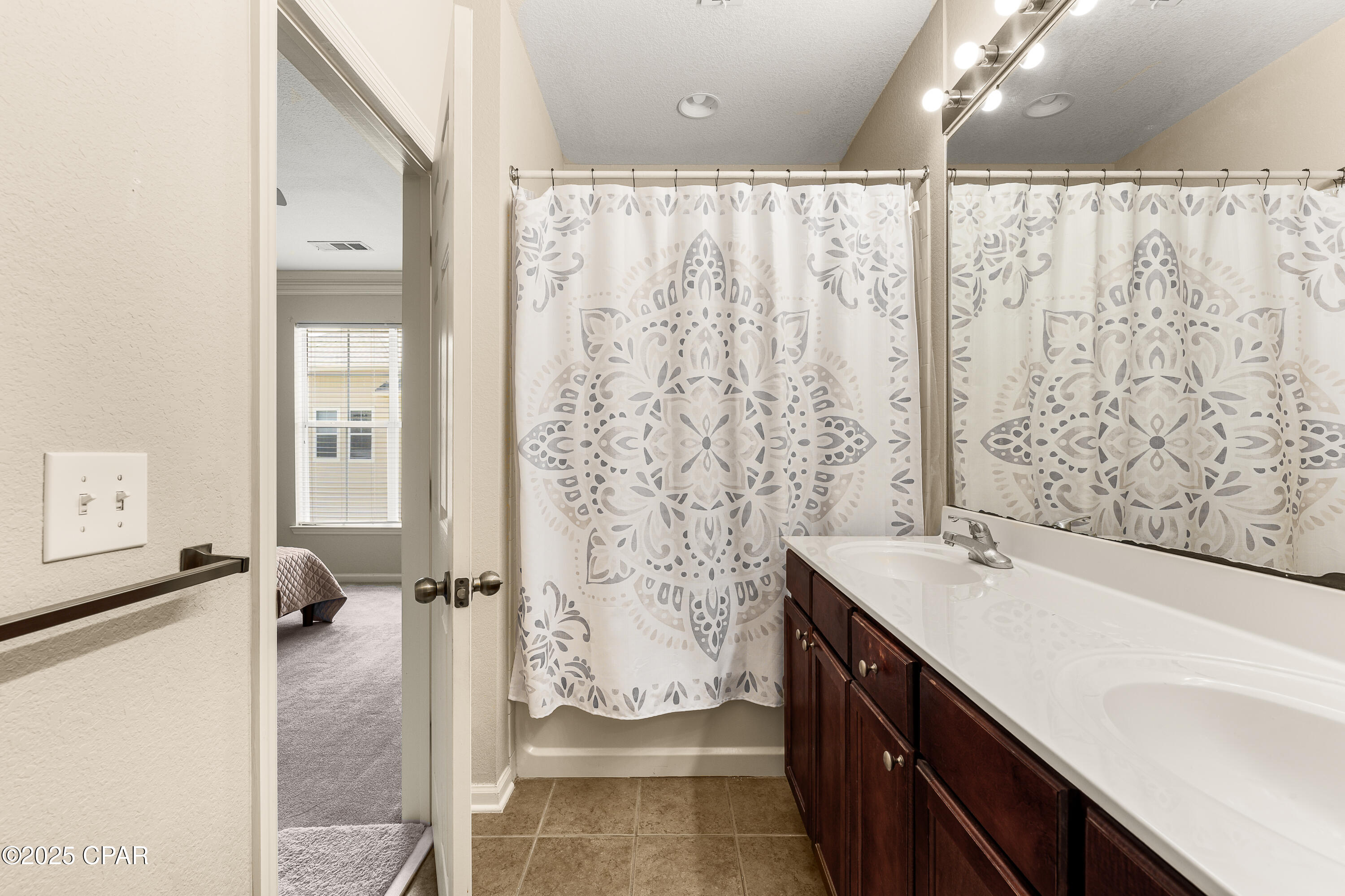 Baldwin Rowe - Residential