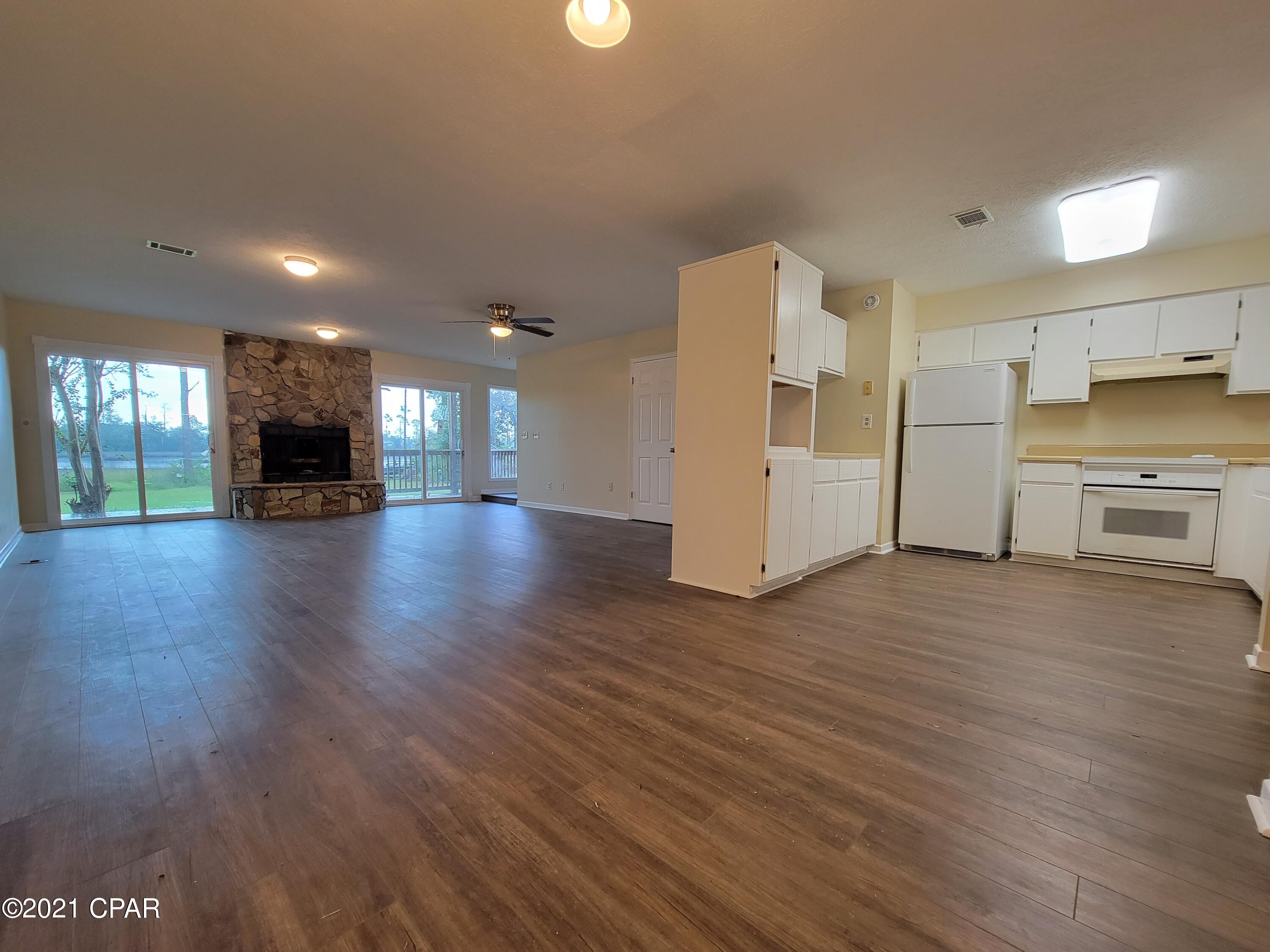 [No Recorded Subdiv] - Residential Lease