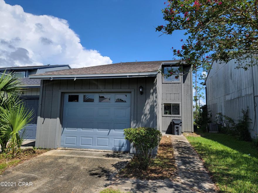 Lovely 3/2.5 Townhome on Callaway Bayou close to Tyndall AFB. Recently updated with Fresh paint new, plank flooring, and fixtures.  

 Beautiful view of Callaway Bayou from the balcony off of the Master bedroom. Community Pool onsite.  Close to shopping and dining.  Deposit is the same as the rent. NO PETS and rental application required.