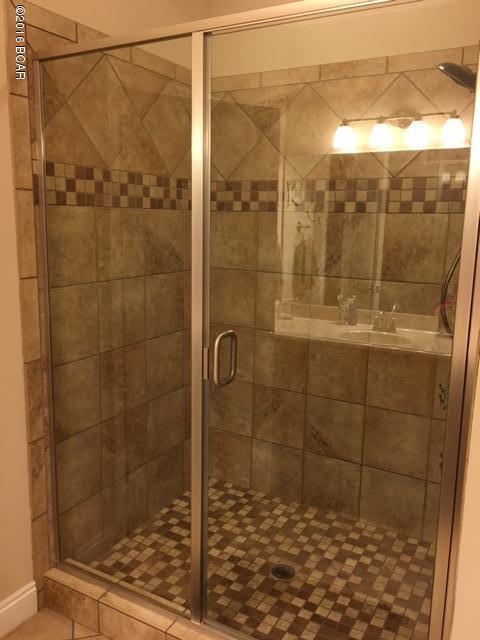 Kendrick Manor - Residential