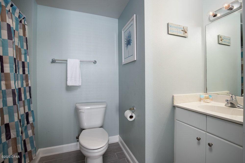 Shores Of Panama Phase II - Residential