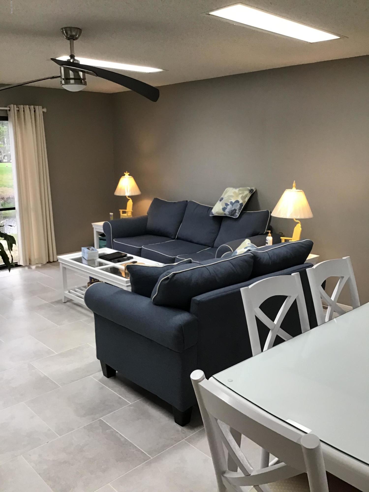 Edgewater Golf Villas V-A - Residential