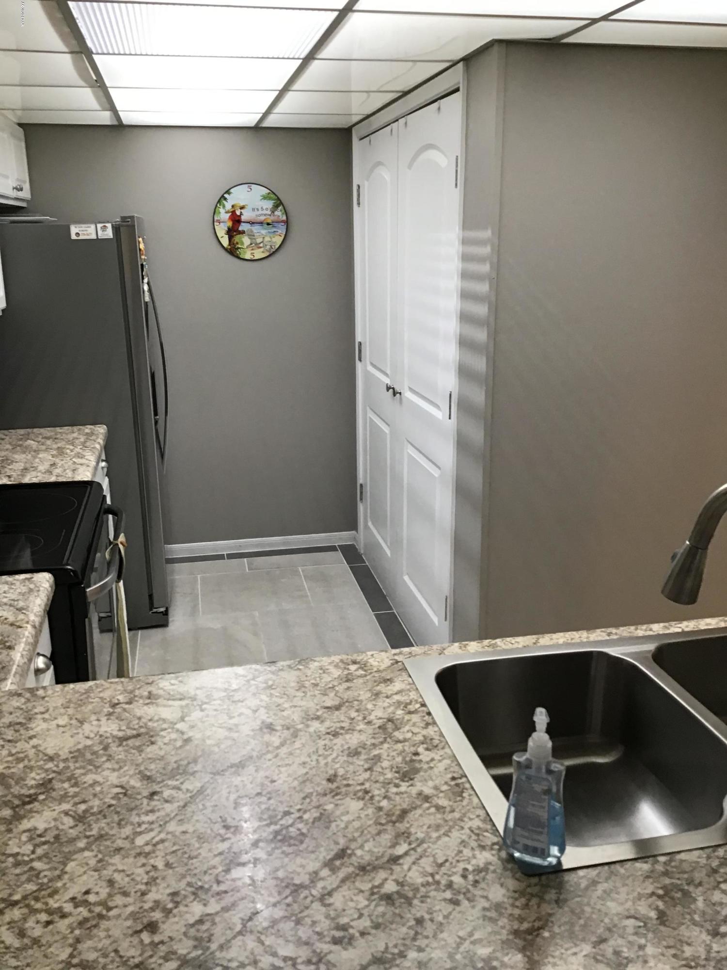 Edgewater Golf Villas V-A - Residential