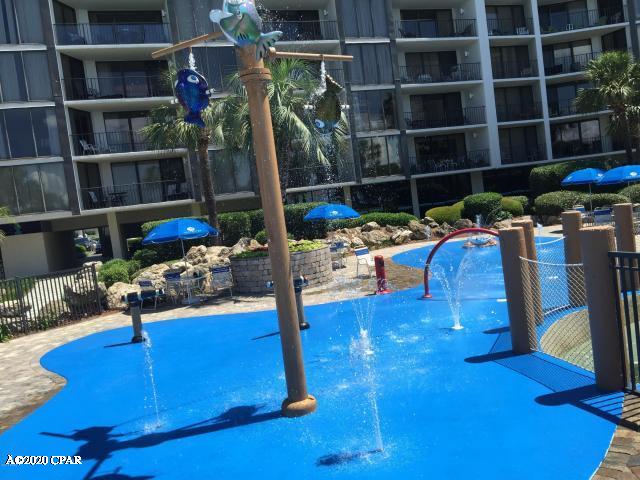 Edgewater Golf Villas V-A - Residential