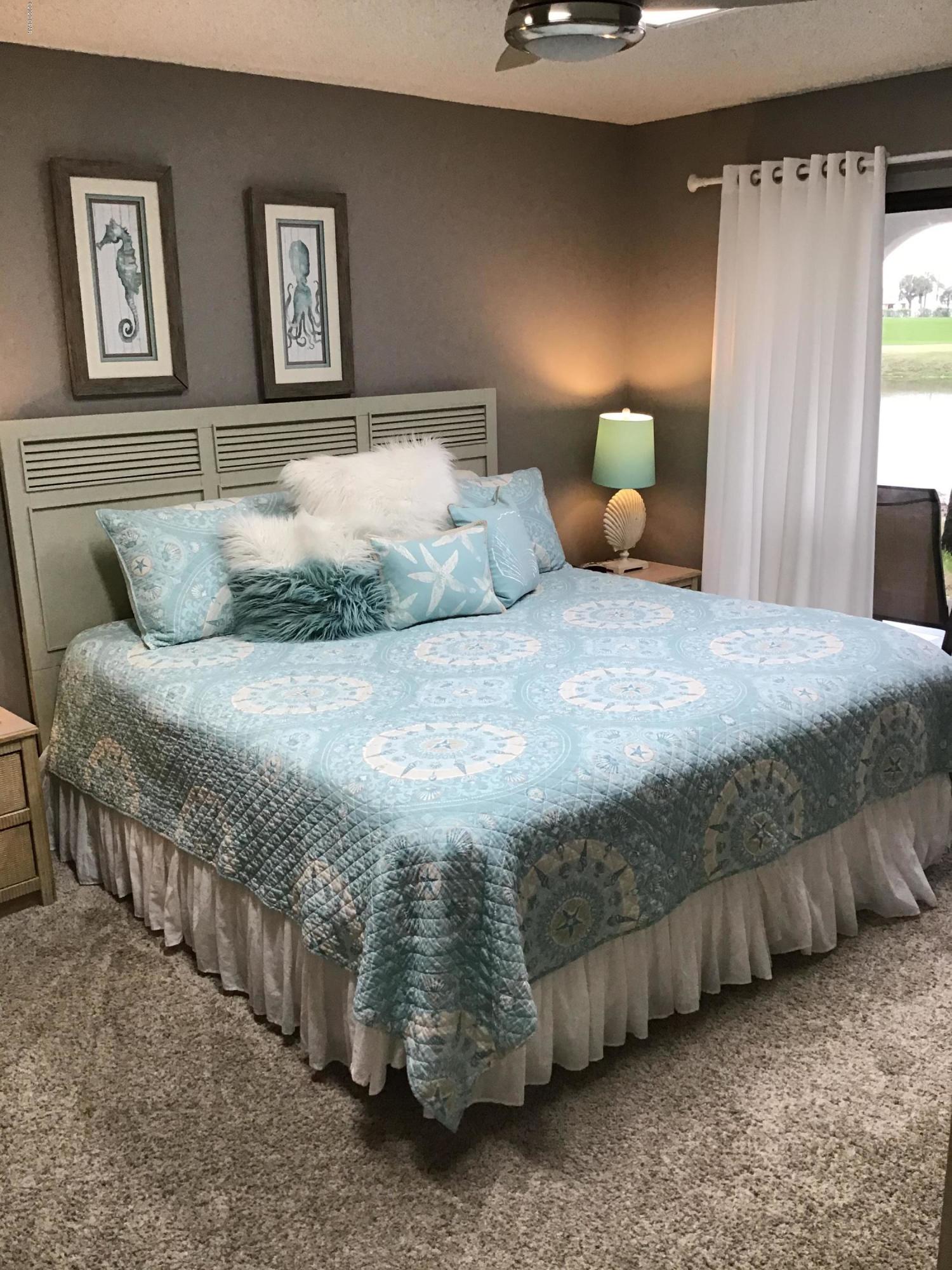 Edgewater Golf Villas V-A - Residential