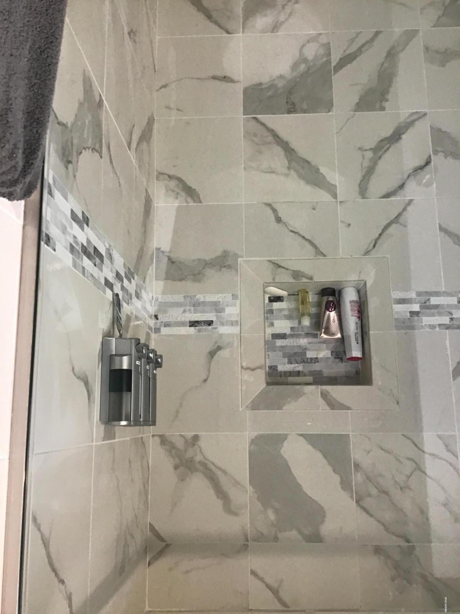 Edgewater Golf Villas V-A - Residential