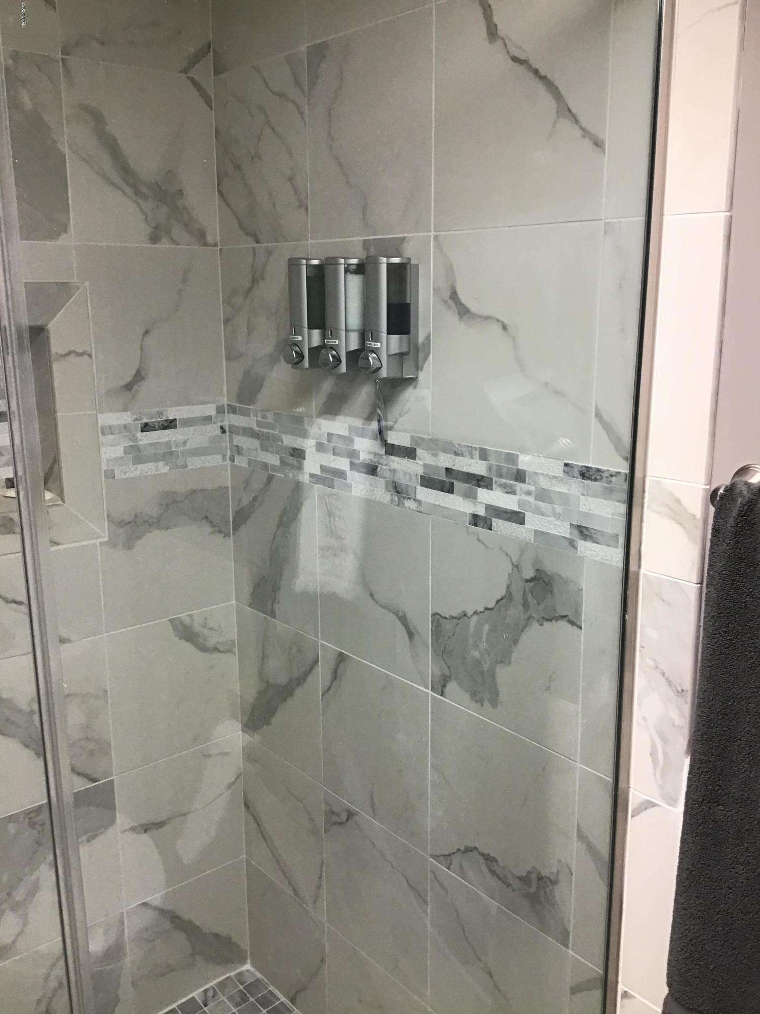 Edgewater Golf Villas V-A - Residential