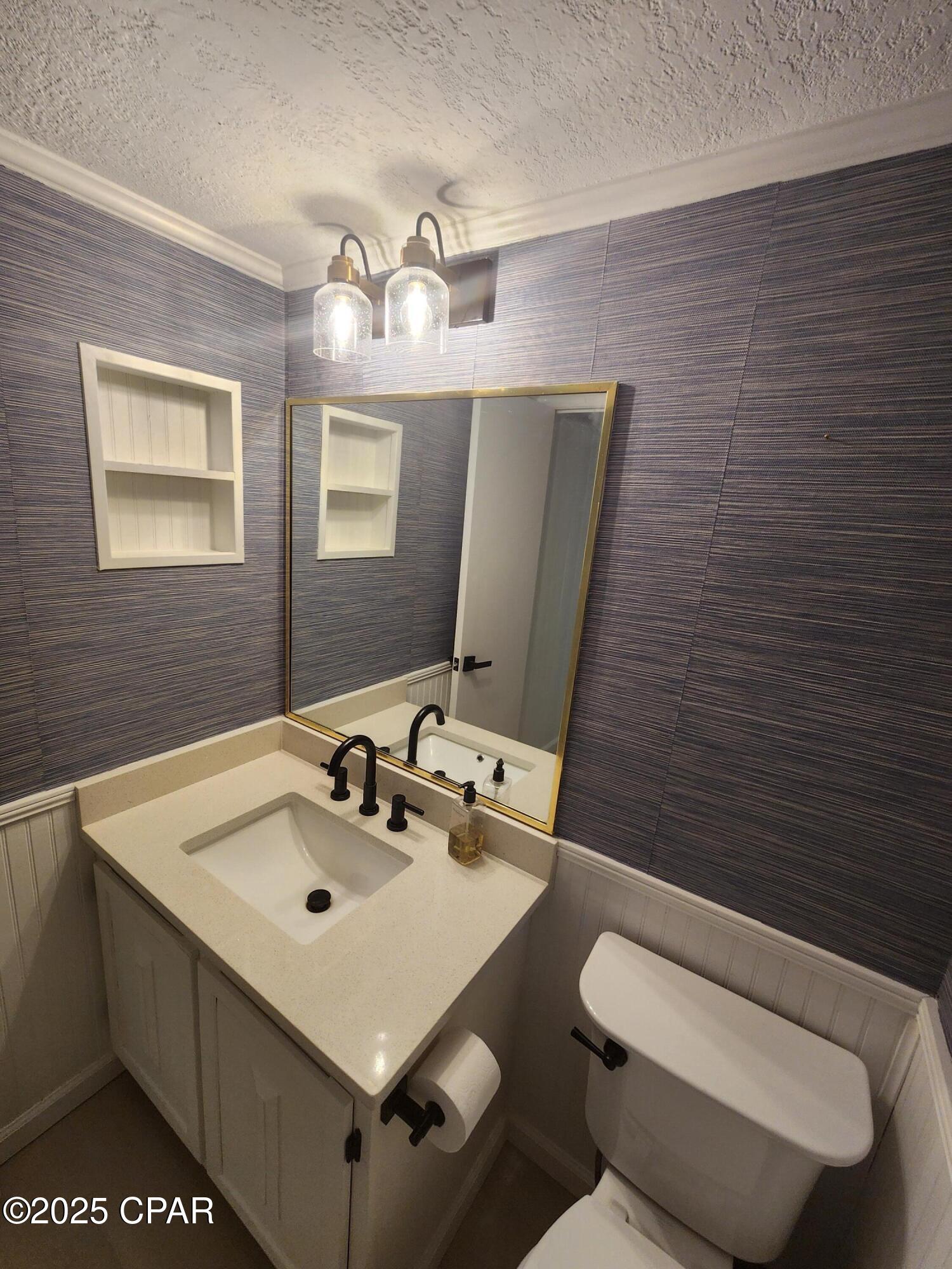 Palisades Condo Ph 1 - Residential Lease