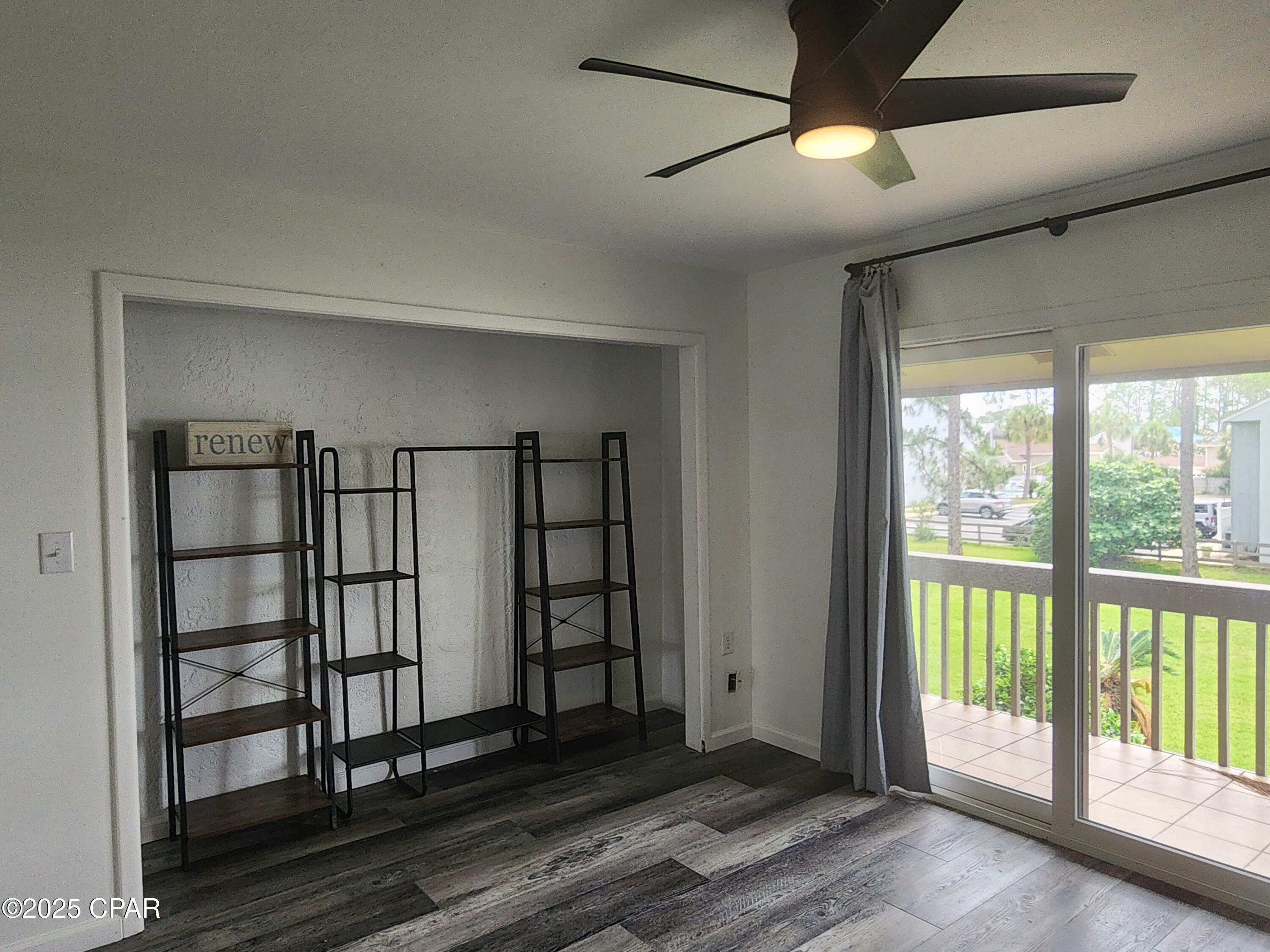 Palisades Condo Ph 1 - Residential Lease