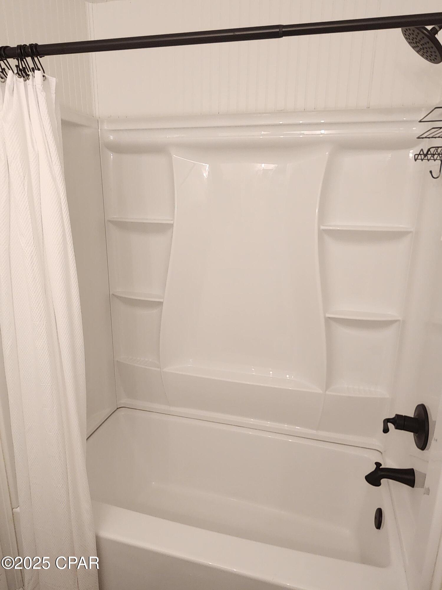 Palisades Condo Ph 1 - Residential Lease