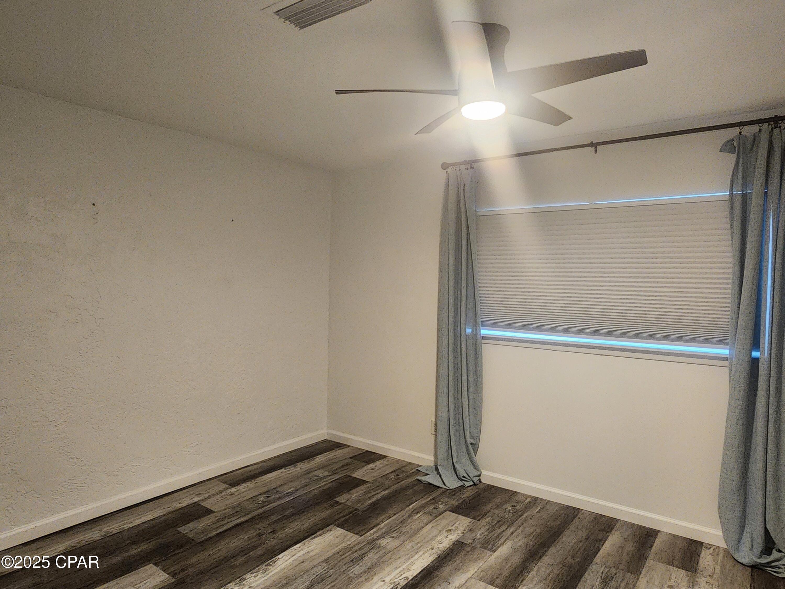 Palisades Condo Ph 1 - Residential Lease