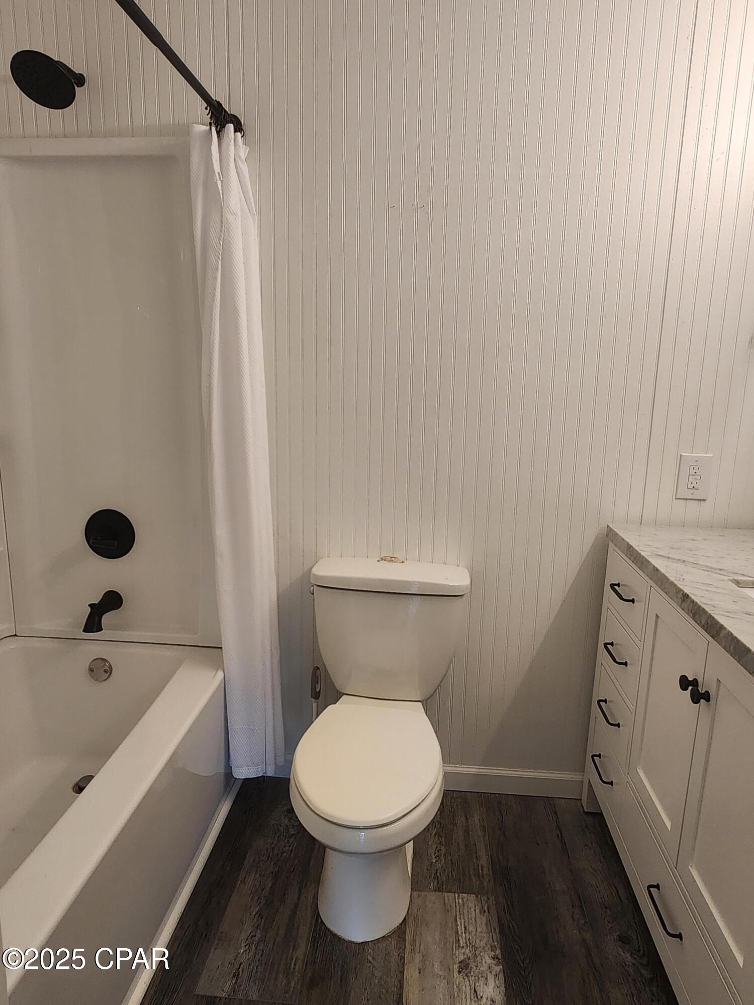 Palisades Condo Ph 1 - Residential Lease