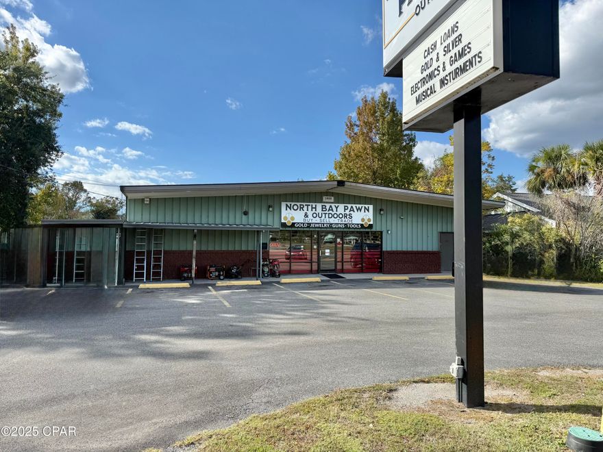 FIRE SALE!!  SELLER REDUCED ALL THE WAY DOWN TO $525K IF YOU CAN CLOSE BY DECEMBER 30TH!!!  Prime Commercial Property in the Heart of Lynn Haven!
Excellent opportunity to own a versatile commercial property located directly on Ohio Ave (Hwy 77), Lynn Haven's main north-south corridor and one of the area's highest-traffic thoroughfares. Positioned directly across from the popular Sharon J. Sheffield Park, this location offers exceptional visibility and easy access for customers and clients.

The property features a 3,240 sq ft heated and cooled steel building with an attached apartment, providing flexibility for a wide range of business uses. The open, functional interior layout makes it ideal for retail, office, showroom, service-based business, or specialty commercial needs. Additional highlights include ample on-site parking and a prominent street sign for maximum exposure.

Located just 25 minutes from both Tyndall Air Force Base and Panama City Beach, this property offers a strategic location with strong local and regional connectivity.

Don't miss this chance to secure a high-visibility commercial property in the thriving Lynn Haven market!