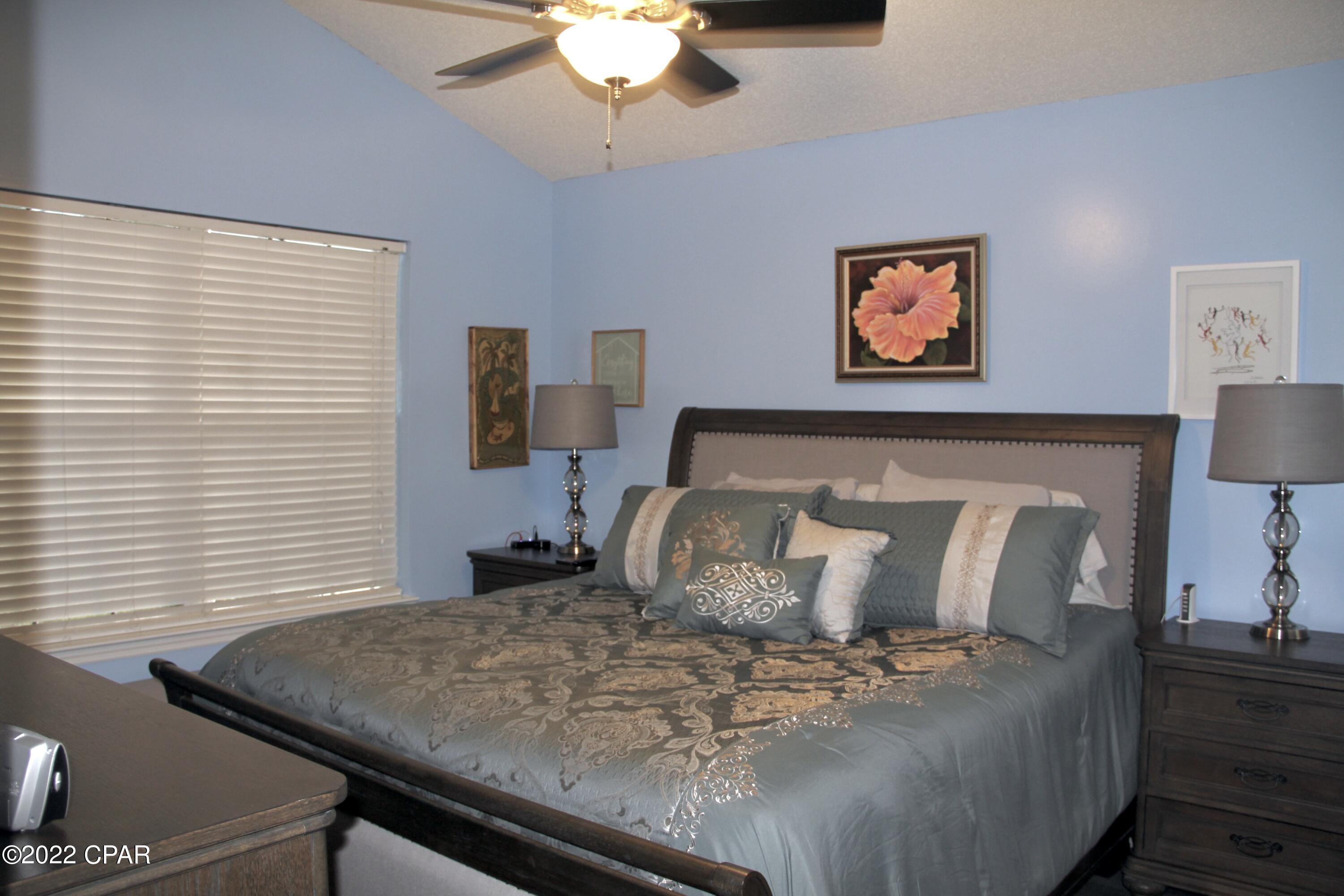 Casa De Las Flores - Residential