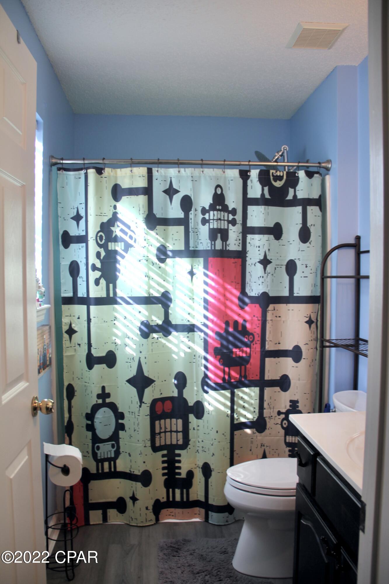 Casa De Las Flores - Residential