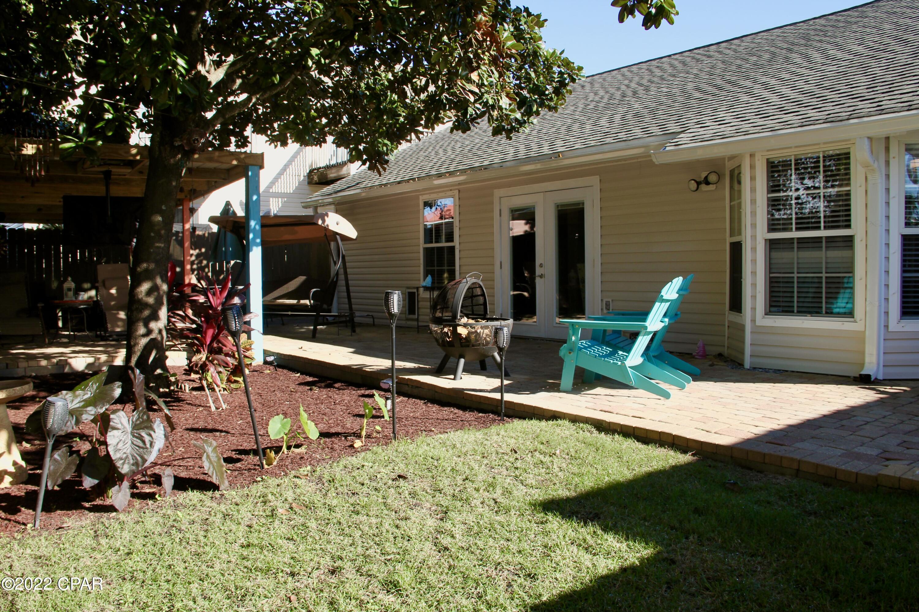 Casa De Las Flores - Residential