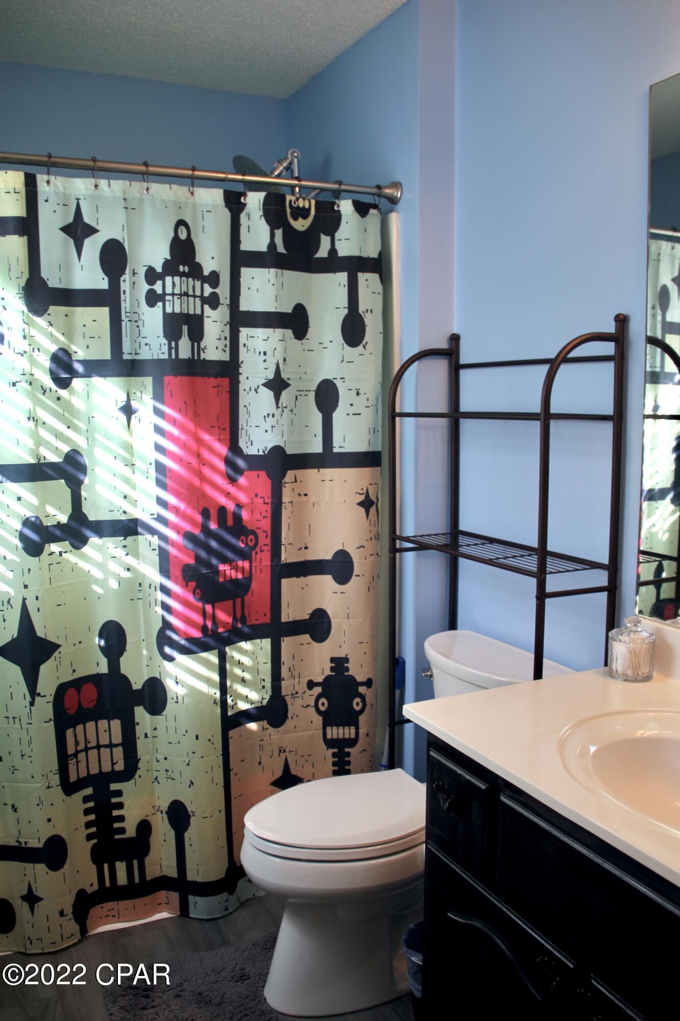 Casa De Las Flores - Residential