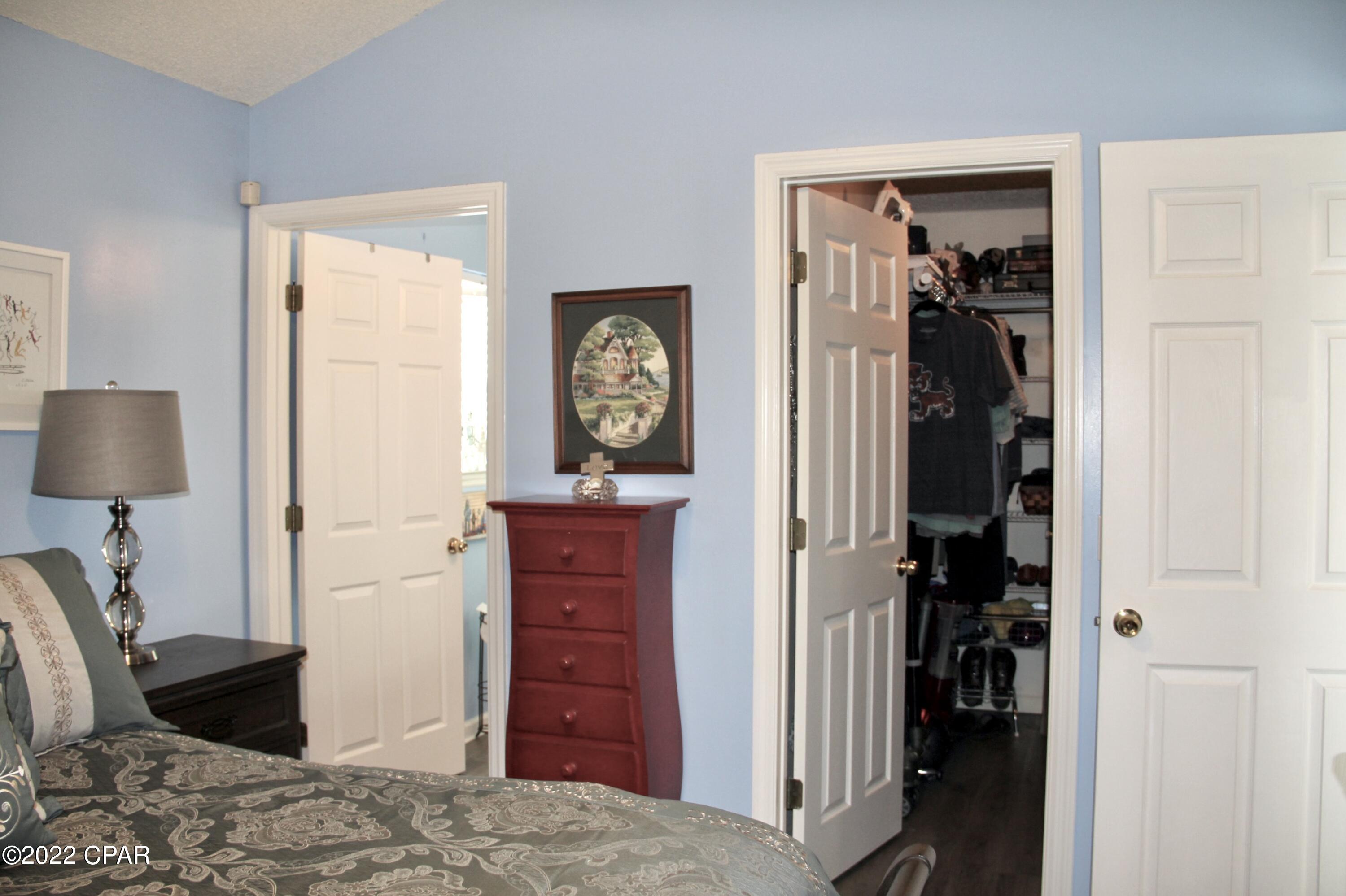 Casa De Las Flores - Residential