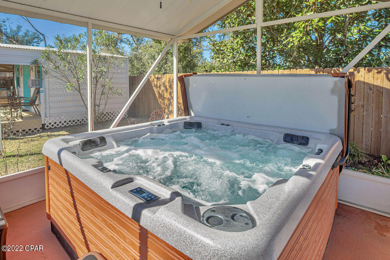 Highway 22 West Estates - Residential